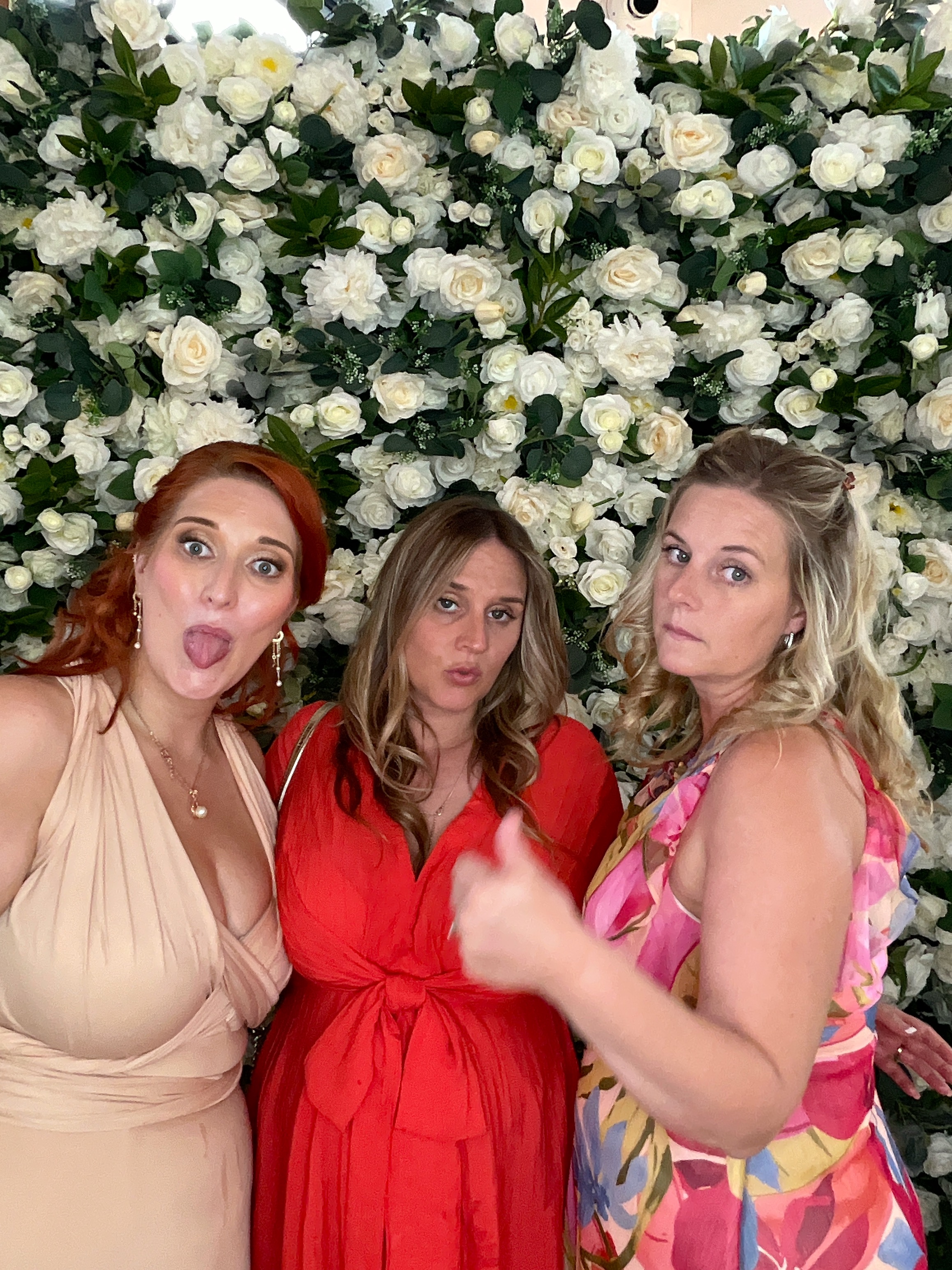 Mr & Mrs Sewell photo booth images  | View more photos from the event at gallery.magicimages.uk/u/MagicImages/Mr-Mrs-Sewell-photo-booth-images