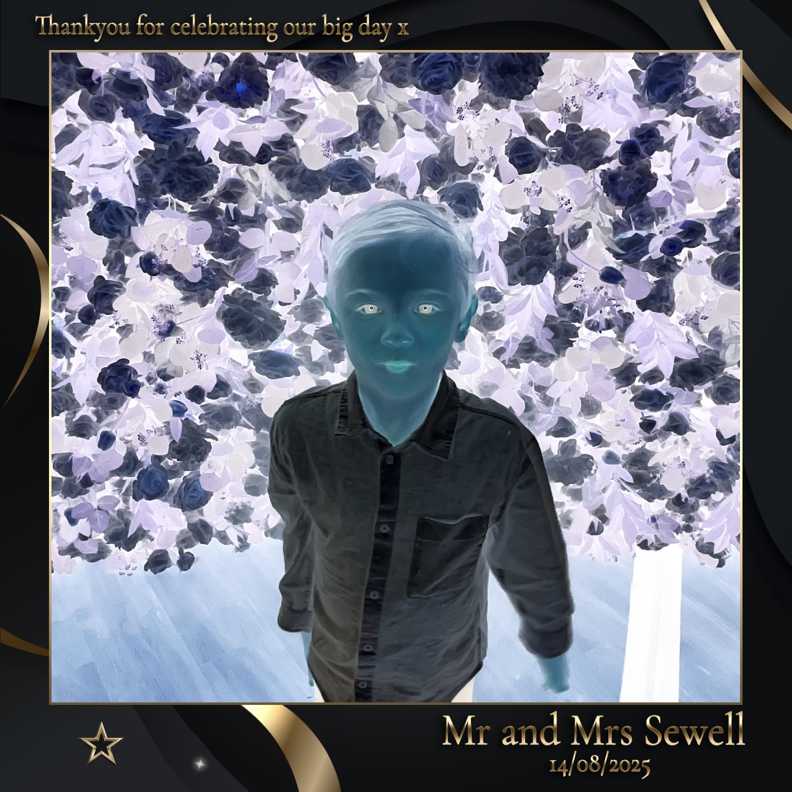 Mr & Mrs Sewell photo booth images  | View more photos from the event at gallery.magicimages.uk/u/MagicImages/Mr-Mrs-Sewell-photo-booth-images