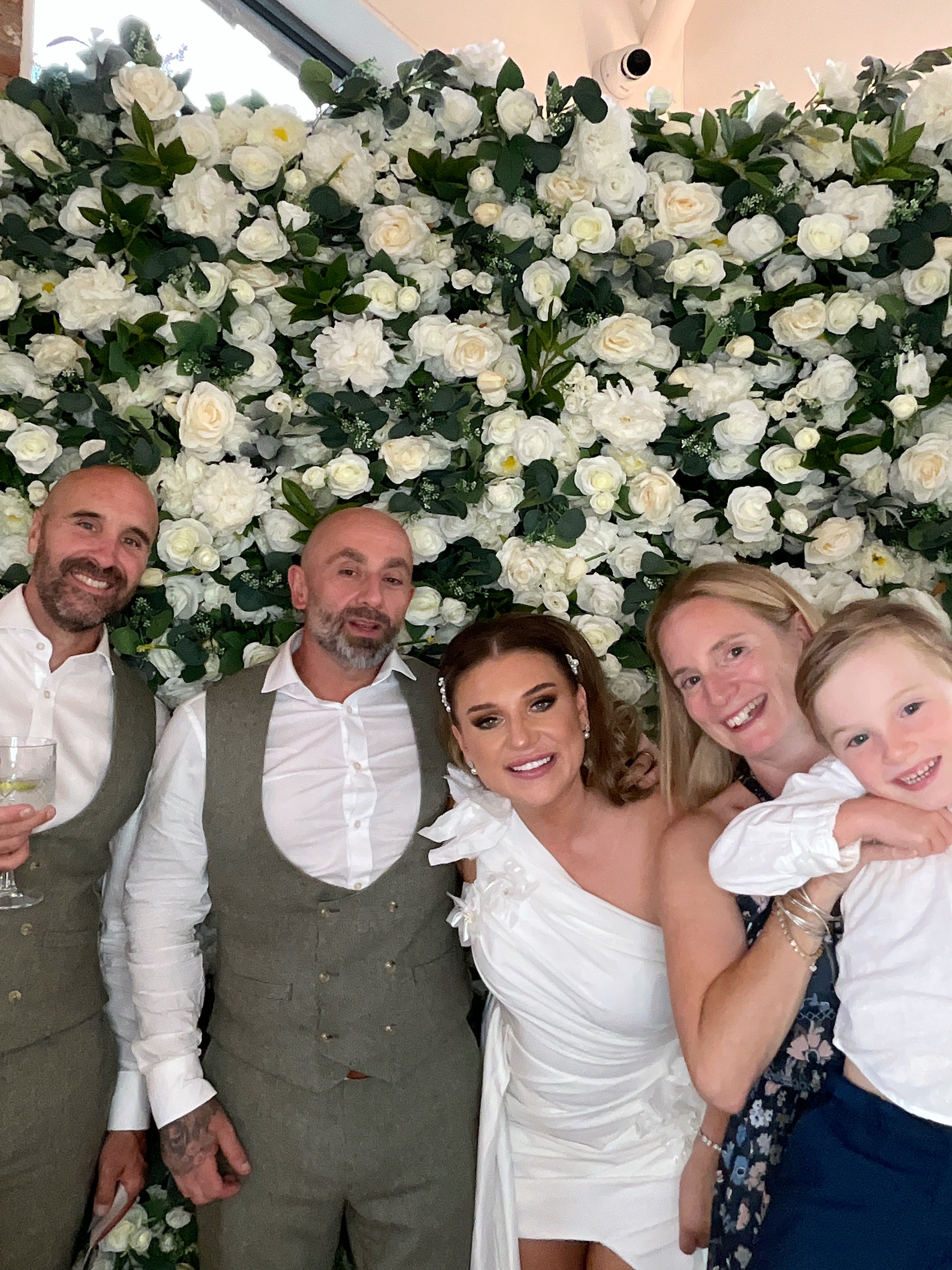 Mr & Mrs Sewell photo booth images  | View more photos from the event at gallery.magicimages.uk/u/MagicImages/Mr-Mrs-Sewell-photo-booth-images