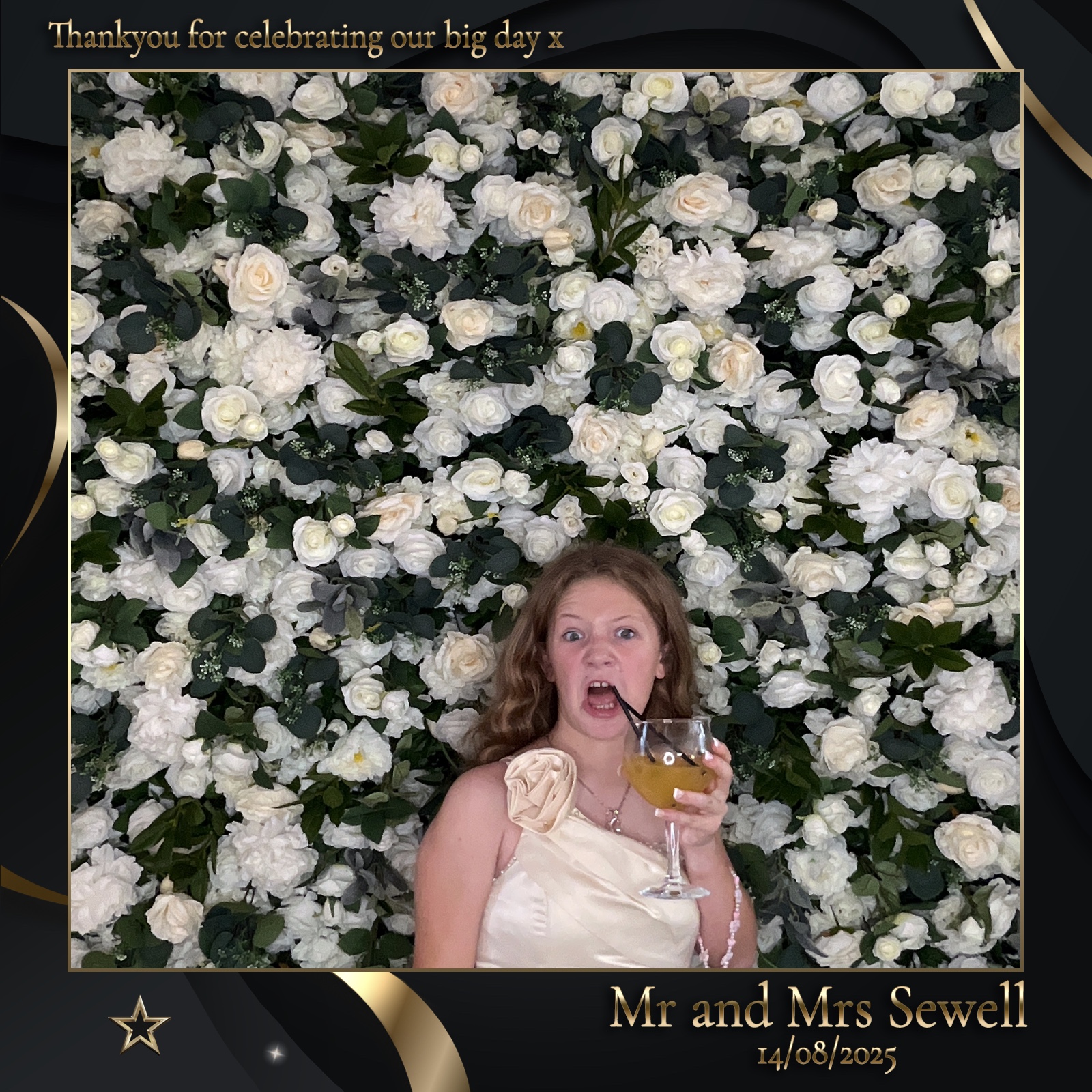 Mr & Mrs Sewell photo booth images  | View more photos from the event at gallery.magicimages.uk/u/MagicImages/Mr-Mrs-Sewell-photo-booth-images