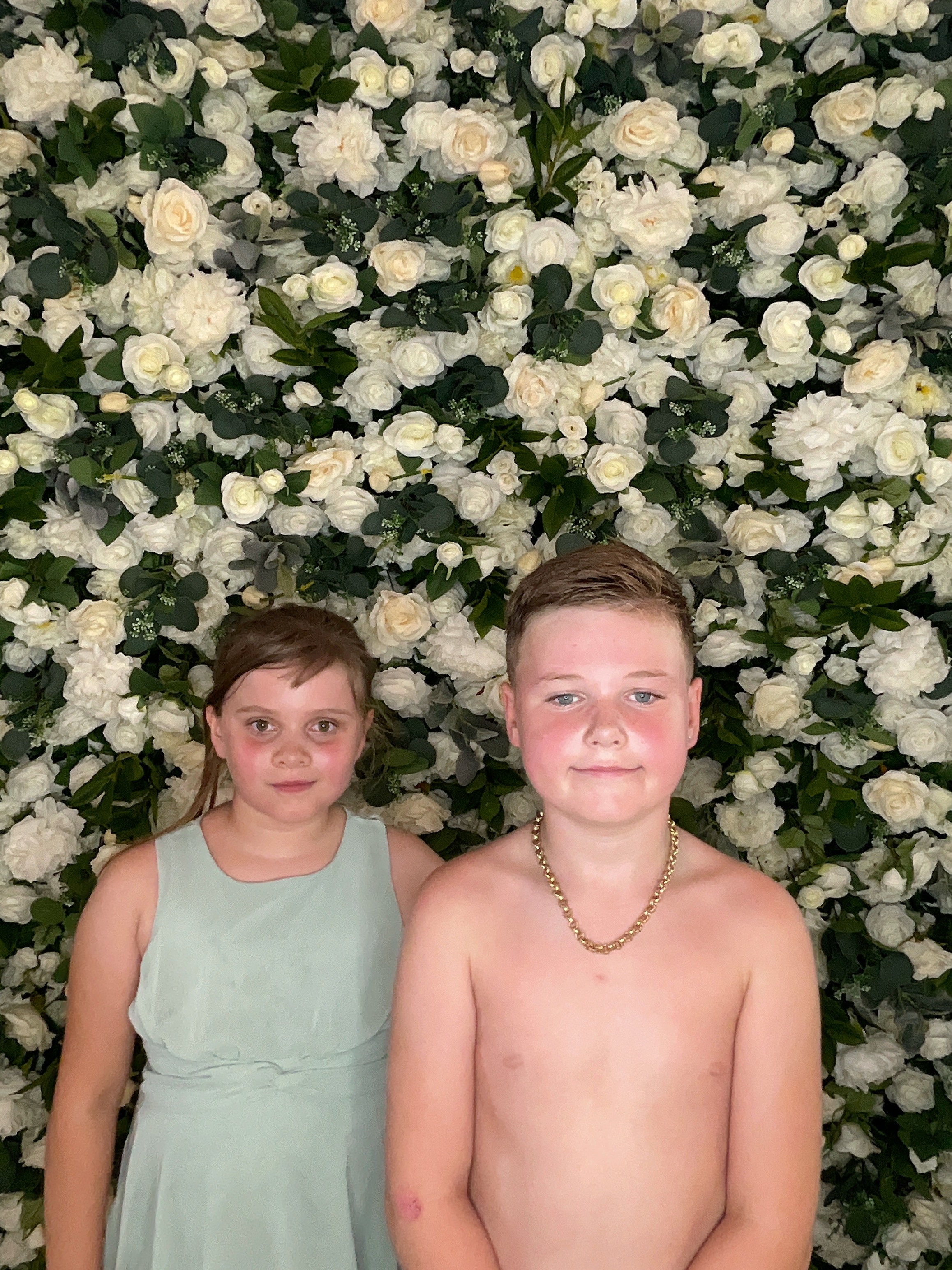 Mr & Mrs Sewell photo booth images  | View more photos from the event at gallery.magicimages.uk/u/MagicImages/Mr-Mrs-Sewell-photo-booth-images