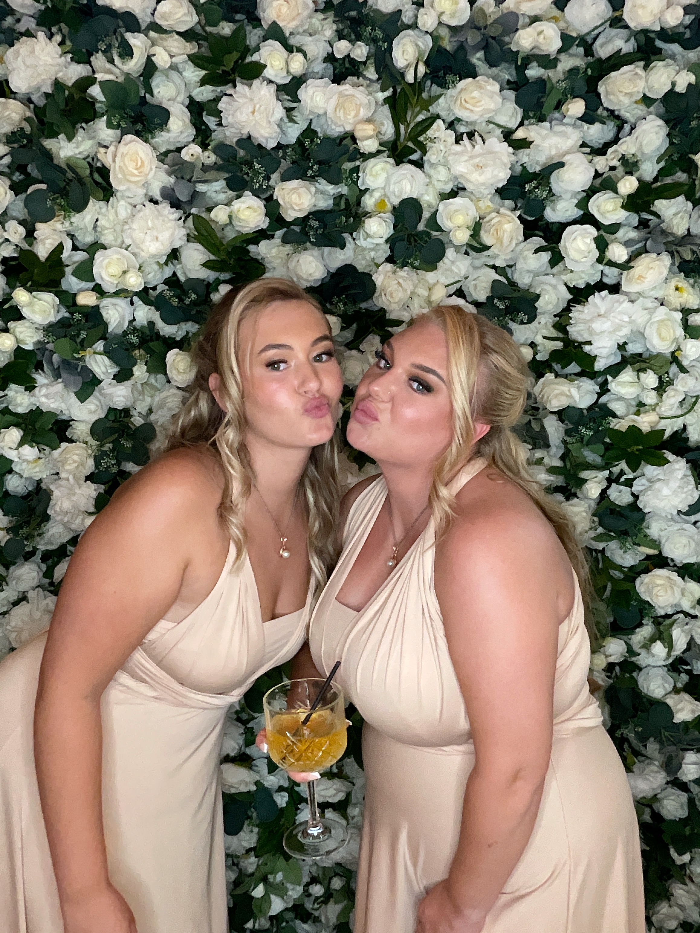 Mr & Mrs Sewell photo booth images  | View more photos from the event at gallery.magicimages.uk/u/MagicImages/Mr-Mrs-Sewell-photo-booth-images