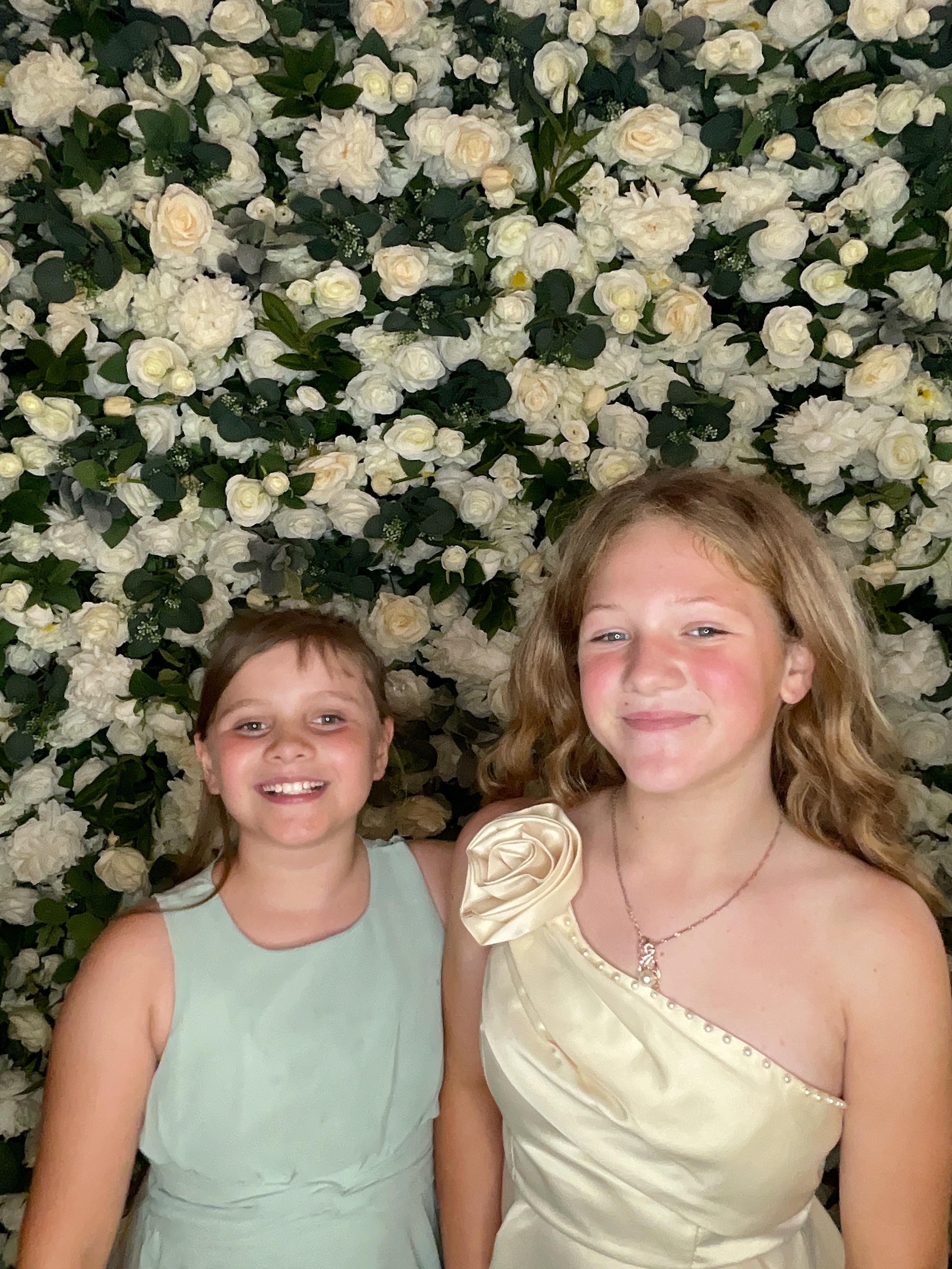 Mr & Mrs Sewell photo booth images  | View more photos from the event at gallery.magicimages.uk/u/MagicImages/Mr-Mrs-Sewell-photo-booth-images