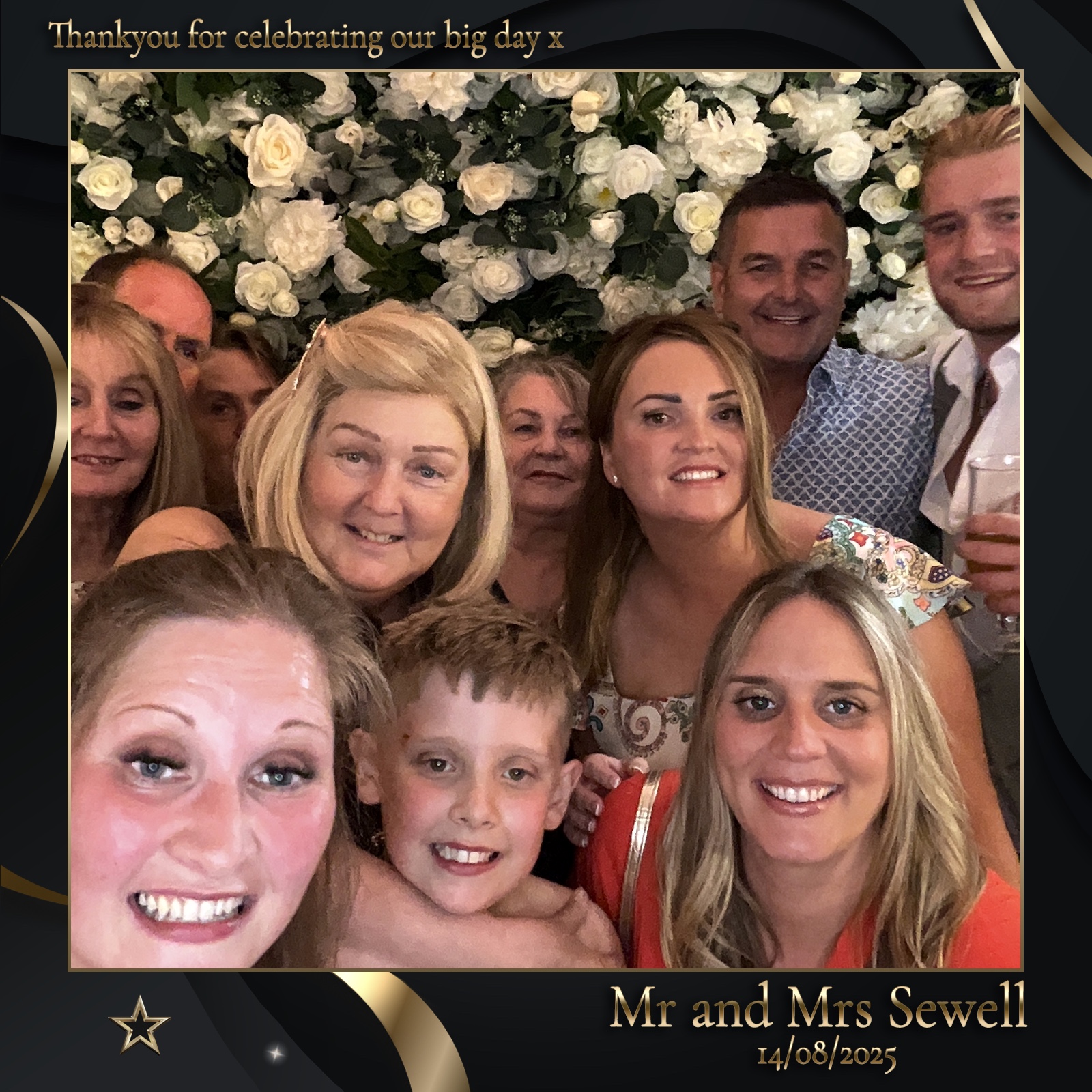 Mr & Mrs Sewell photo booth images  | View more photos from the event at gallery.magicimages.uk/u/MagicImages/Mr-Mrs-Sewell-photo-booth-images