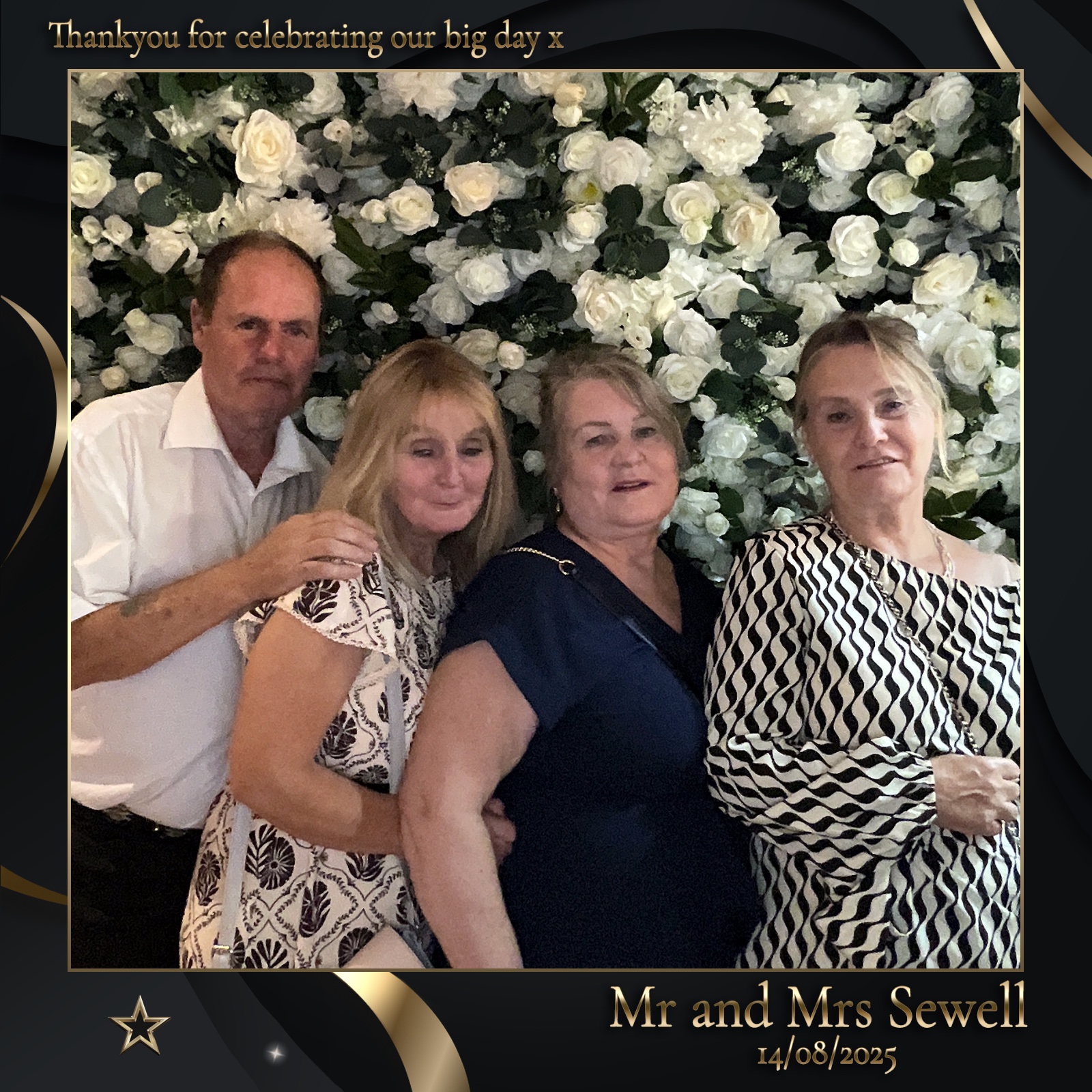 Mr & Mrs Sewell photo booth images  | View more photos from the event at gallery.magicimages.uk/u/MagicImages/Mr-Mrs-Sewell-photo-booth-images