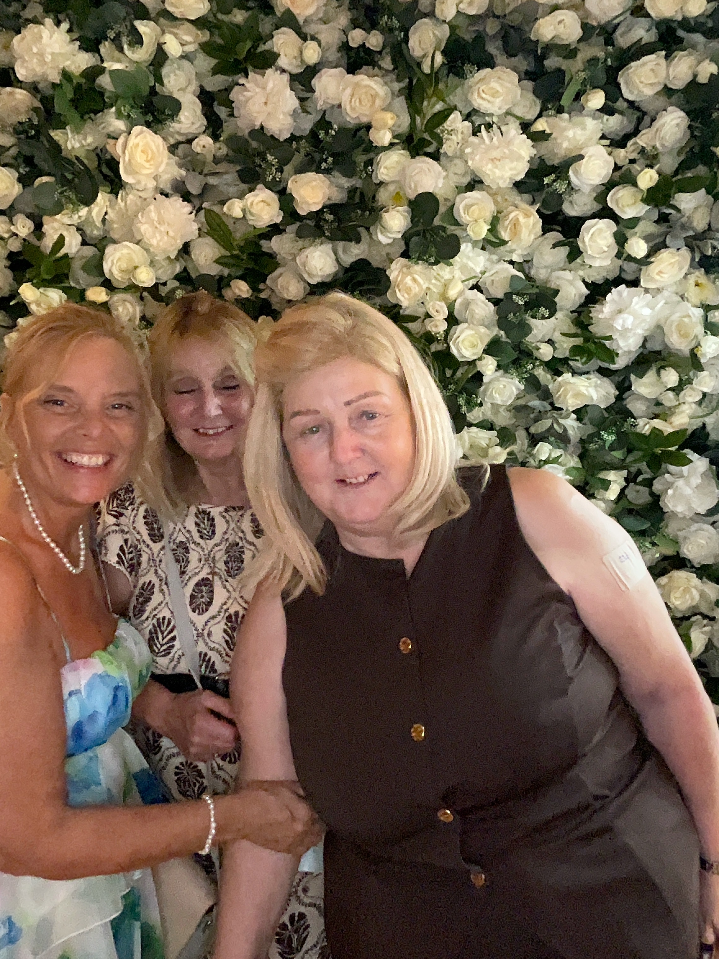 Mr & Mrs Sewell photo booth images  | View more photos from the event at gallery.magicimages.uk/u/MagicImages/Mr-Mrs-Sewell-photo-booth-images