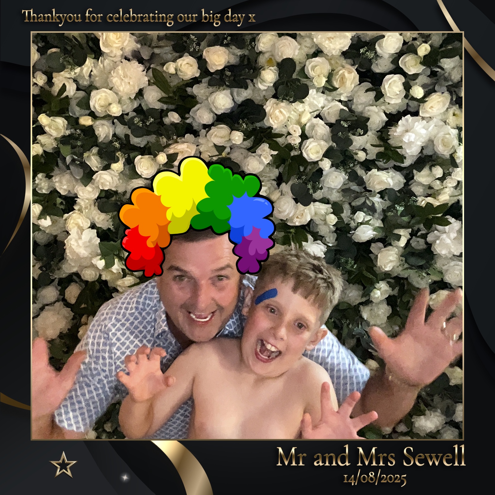 Mr & Mrs Sewell photo booth images  | View more photos from the event at gallery.magicimages.uk/u/MagicImages/Mr-Mrs-Sewell-photo-booth-images