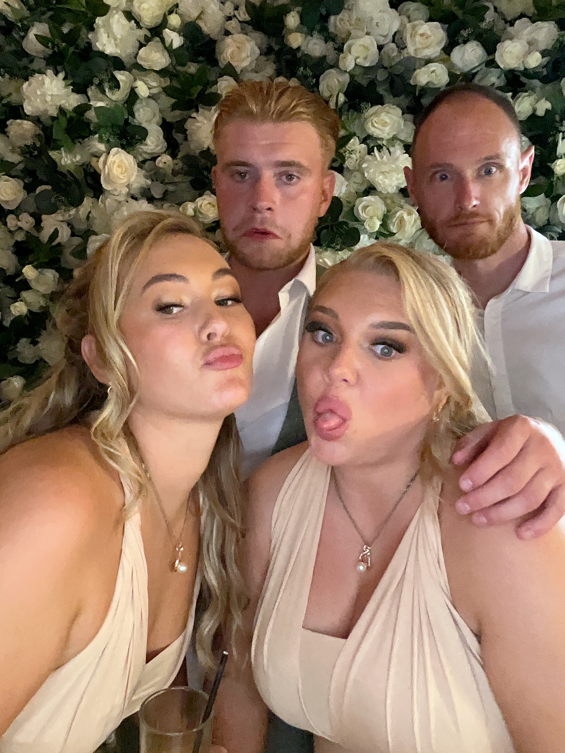 Mr & Mrs Sewell photo booth images  | View more photos from the event at gallery.magicimages.uk/u/MagicImages/Mr-Mrs-Sewell-photo-booth-images