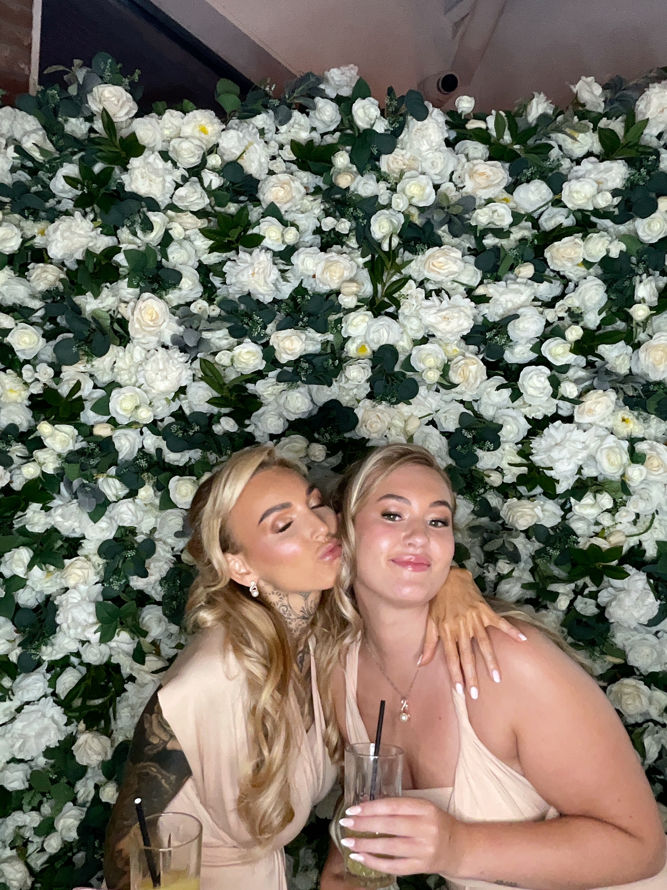 Mr & Mrs Sewell photo booth images  | View more photos from the event at gallery.magicimages.uk/u/MagicImages/Mr-Mrs-Sewell-photo-booth-images