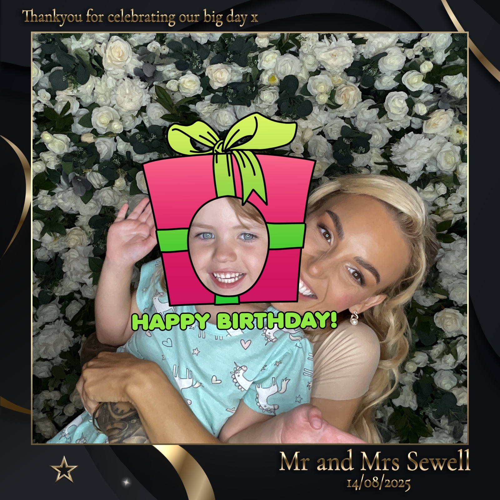 Mr & Mrs Sewell photo booth images  | View more photos from the event at gallery.magicimages.uk/u/MagicImages/Mr-Mrs-Sewell-photo-booth-images