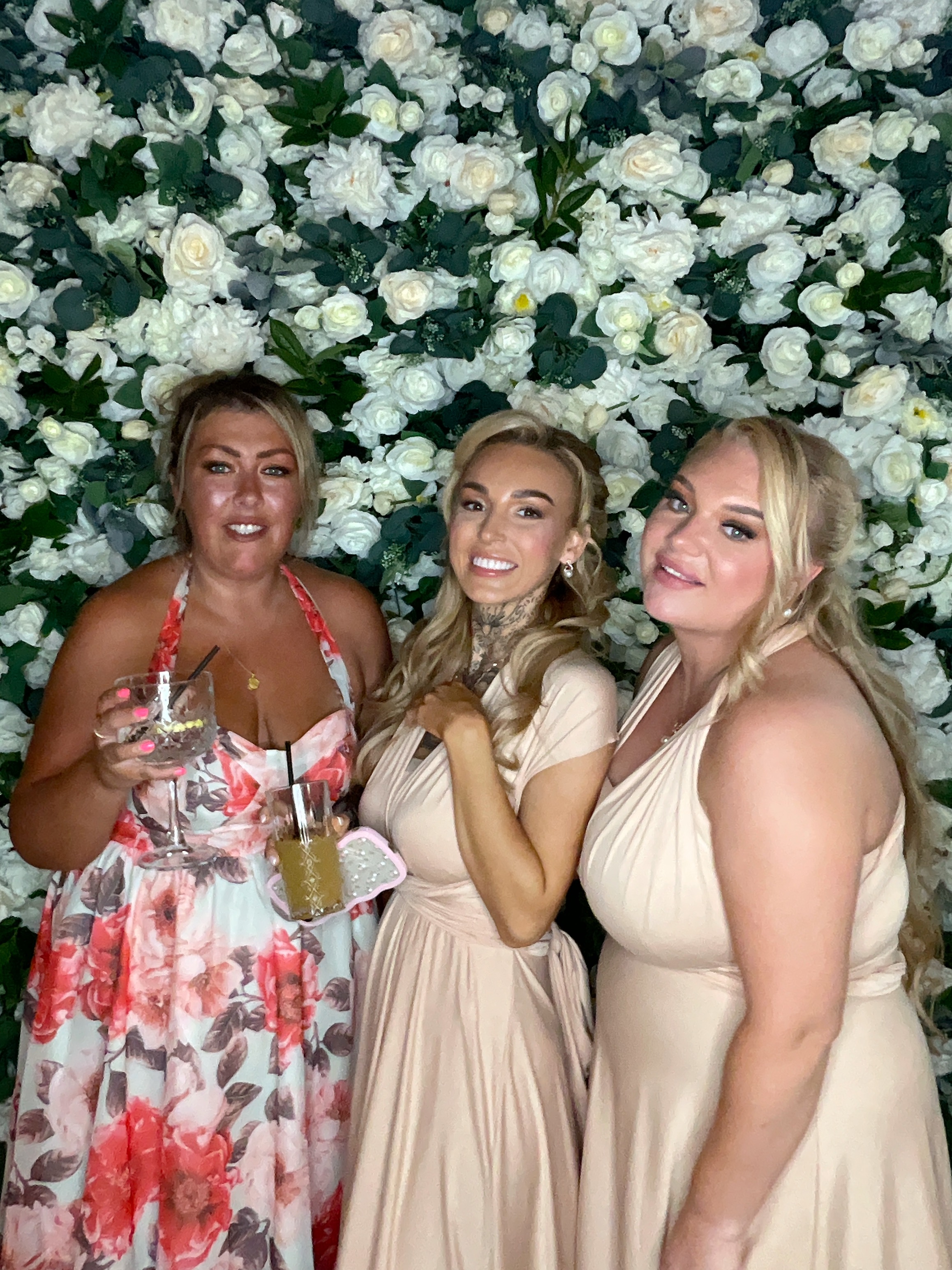 Mr & Mrs Sewell photo booth images  | View more photos from the event at gallery.magicimages.uk/u/MagicImages/Mr-Mrs-Sewell-photo-booth-images