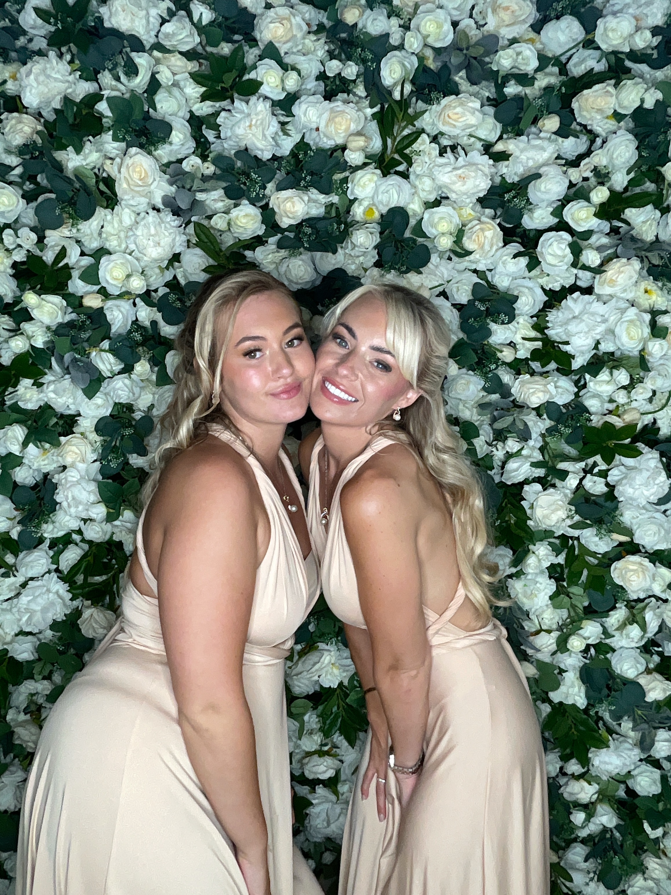 Mr & Mrs Sewell photo booth images  | View more photos from the event at gallery.magicimages.uk/u/MagicImages/Mr-Mrs-Sewell-photo-booth-images