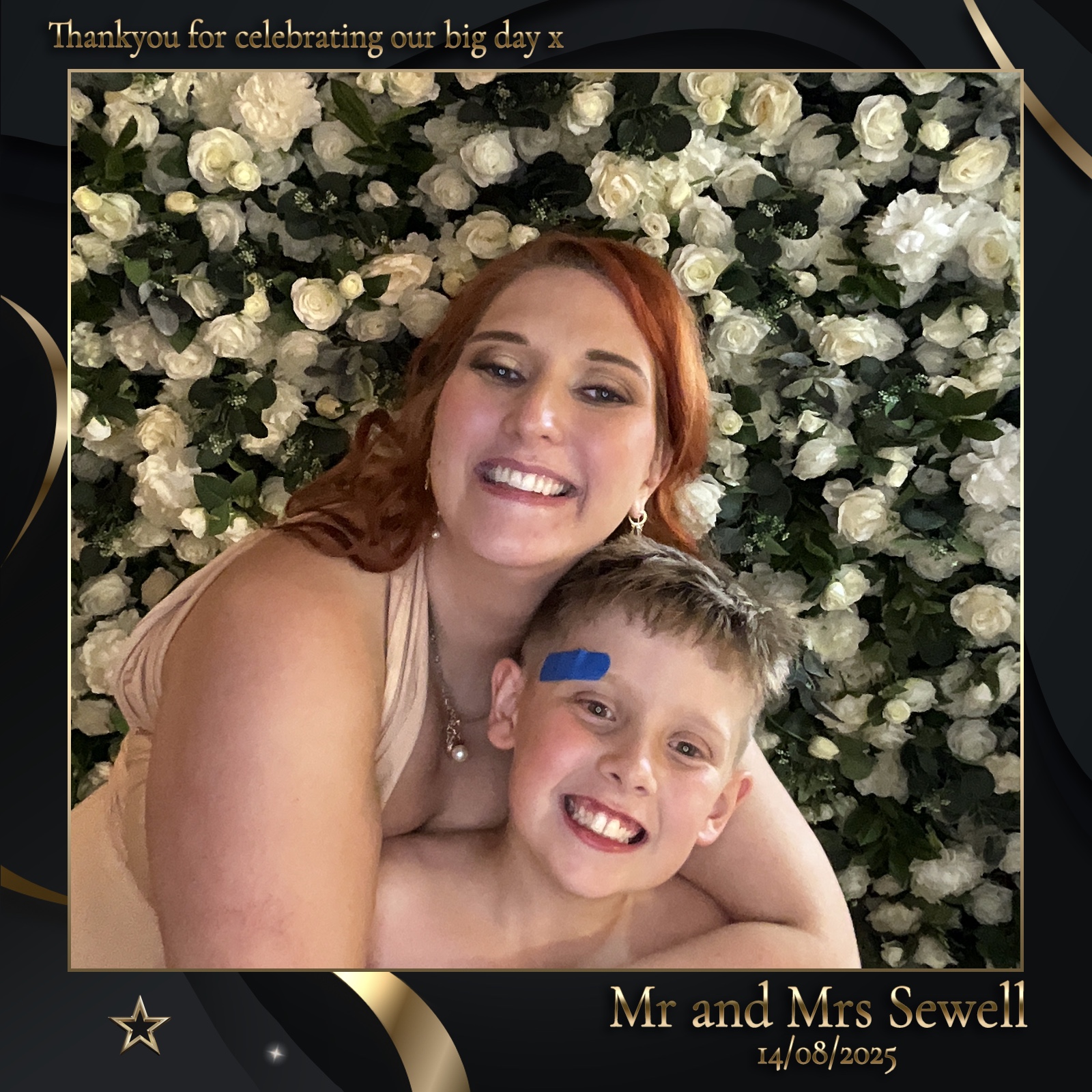 Mr & Mrs Sewell photo booth images  | View more photos from the event at gallery.magicimages.uk/u/MagicImages/Mr-Mrs-Sewell-photo-booth-images