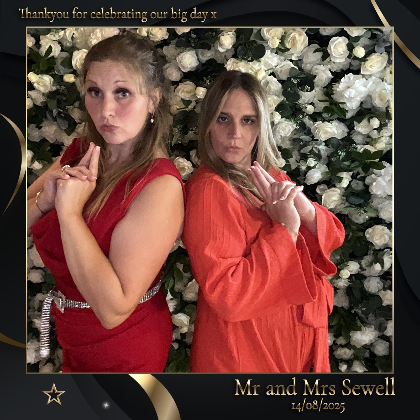 Mr & Mrs Sewell photo booth images  | View more photos from the event at gallery.magicimages.uk/u/MagicImages/Mr-Mrs-Sewell-photo-booth-images