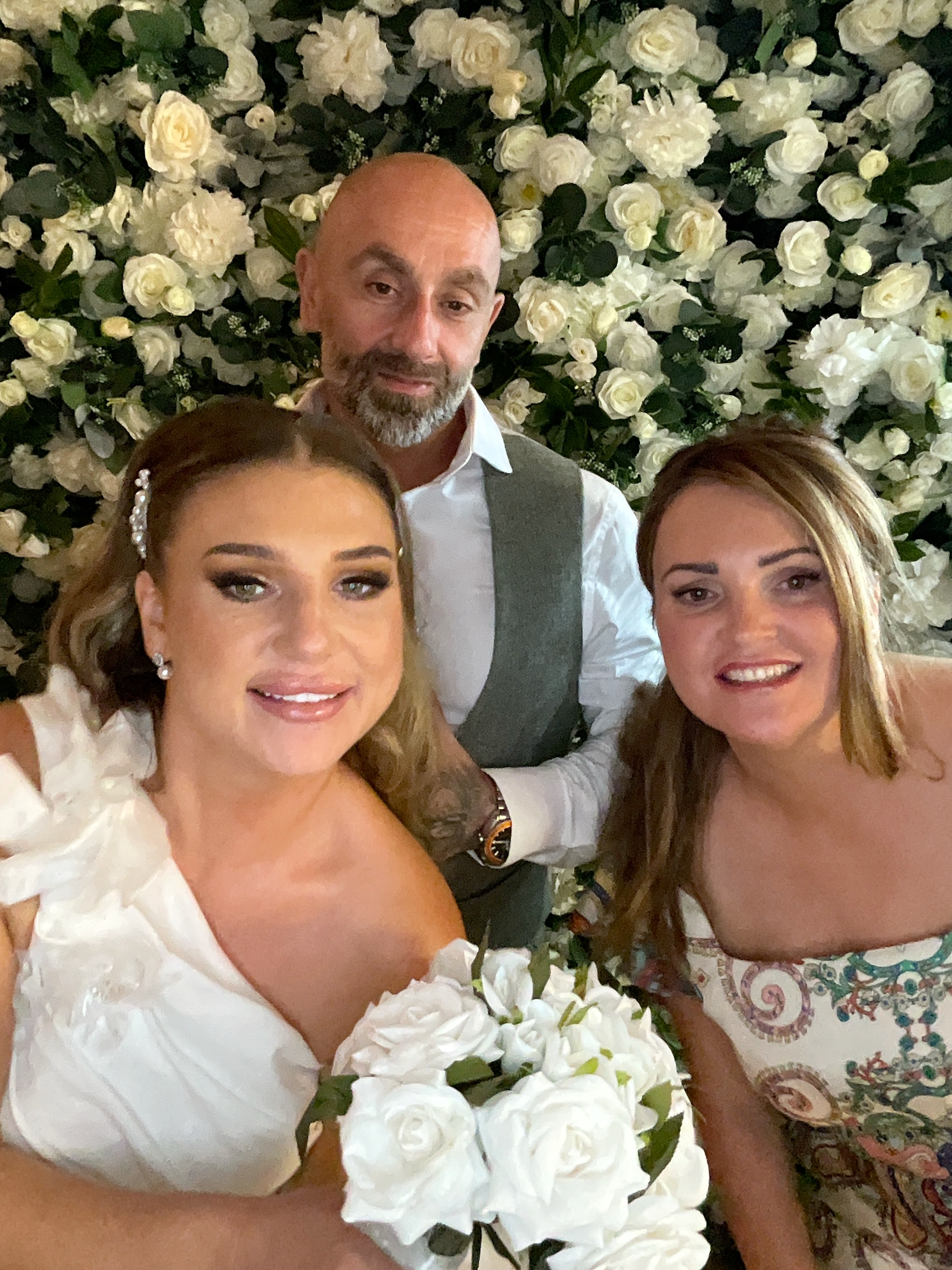 Mr & Mrs Sewell photo booth images  | View more photos from the event at gallery.magicimages.uk/u/MagicImages/Mr-Mrs-Sewell-photo-booth-images