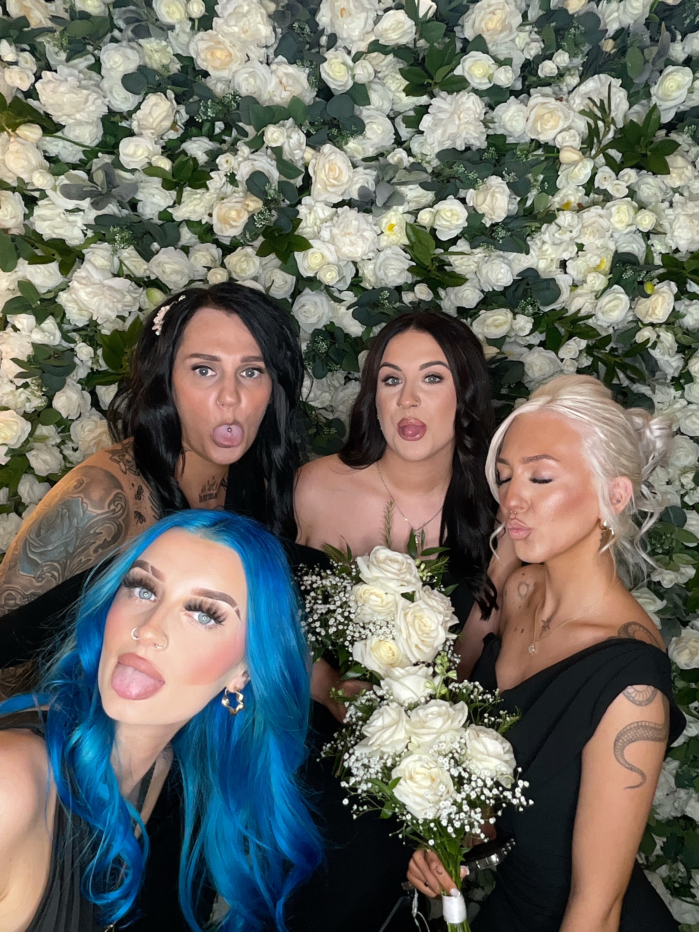 Mr & Mrs White  | View more photos from the event at gallery.magicimages.uk/u/MagicImages/Mr-Mrs-White