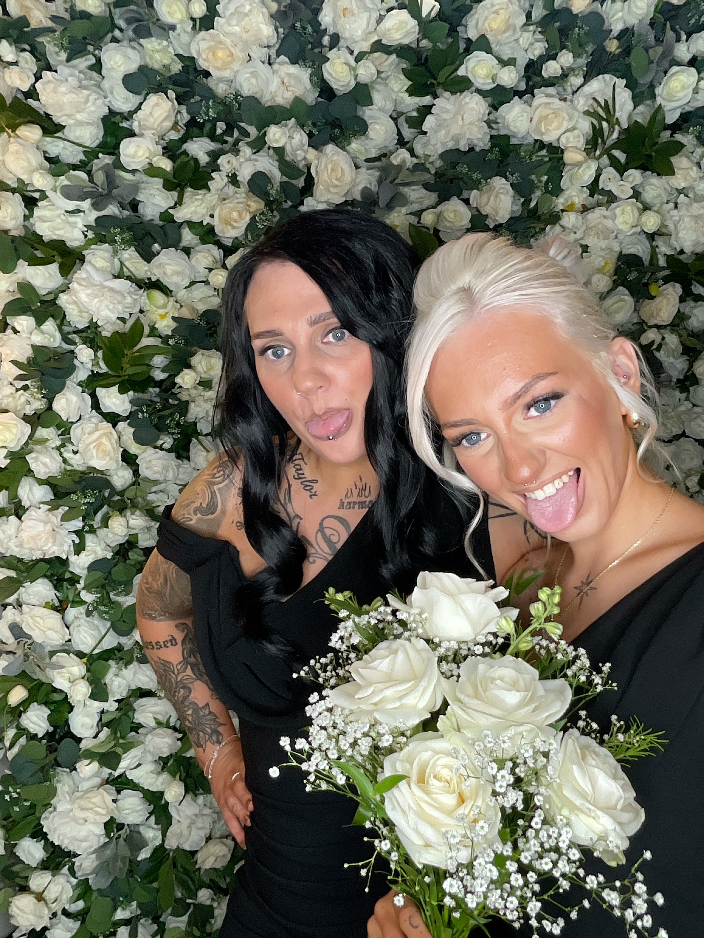 Mr & Mrs White  | View more photos from the event at gallery.magicimages.uk/u/MagicImages/Mr-Mrs-White