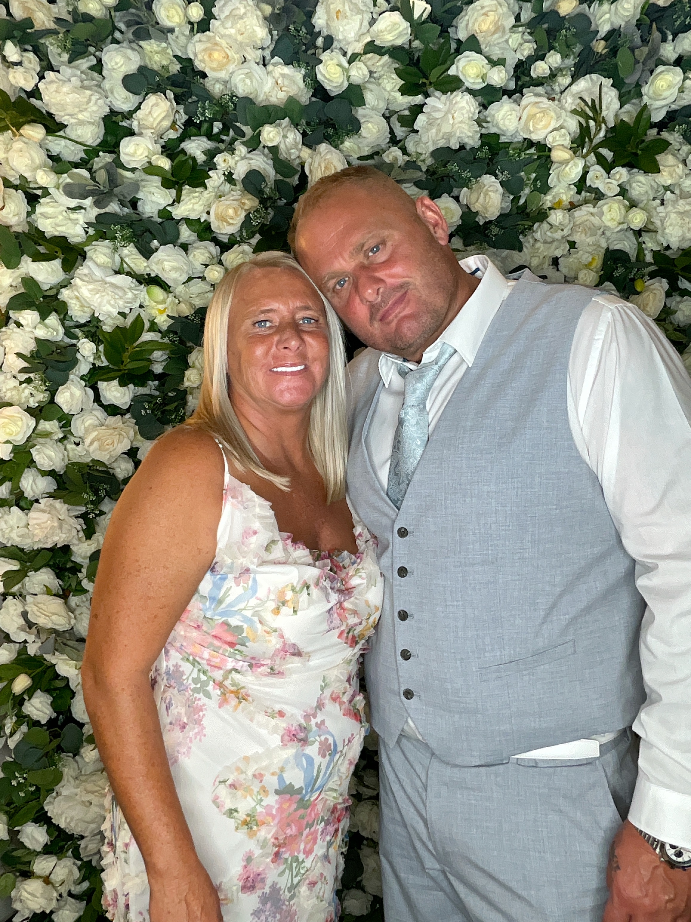 Mr & Mrs White  | View more photos from the event at gallery.magicimages.uk/u/MagicImages/Mr-Mrs-White