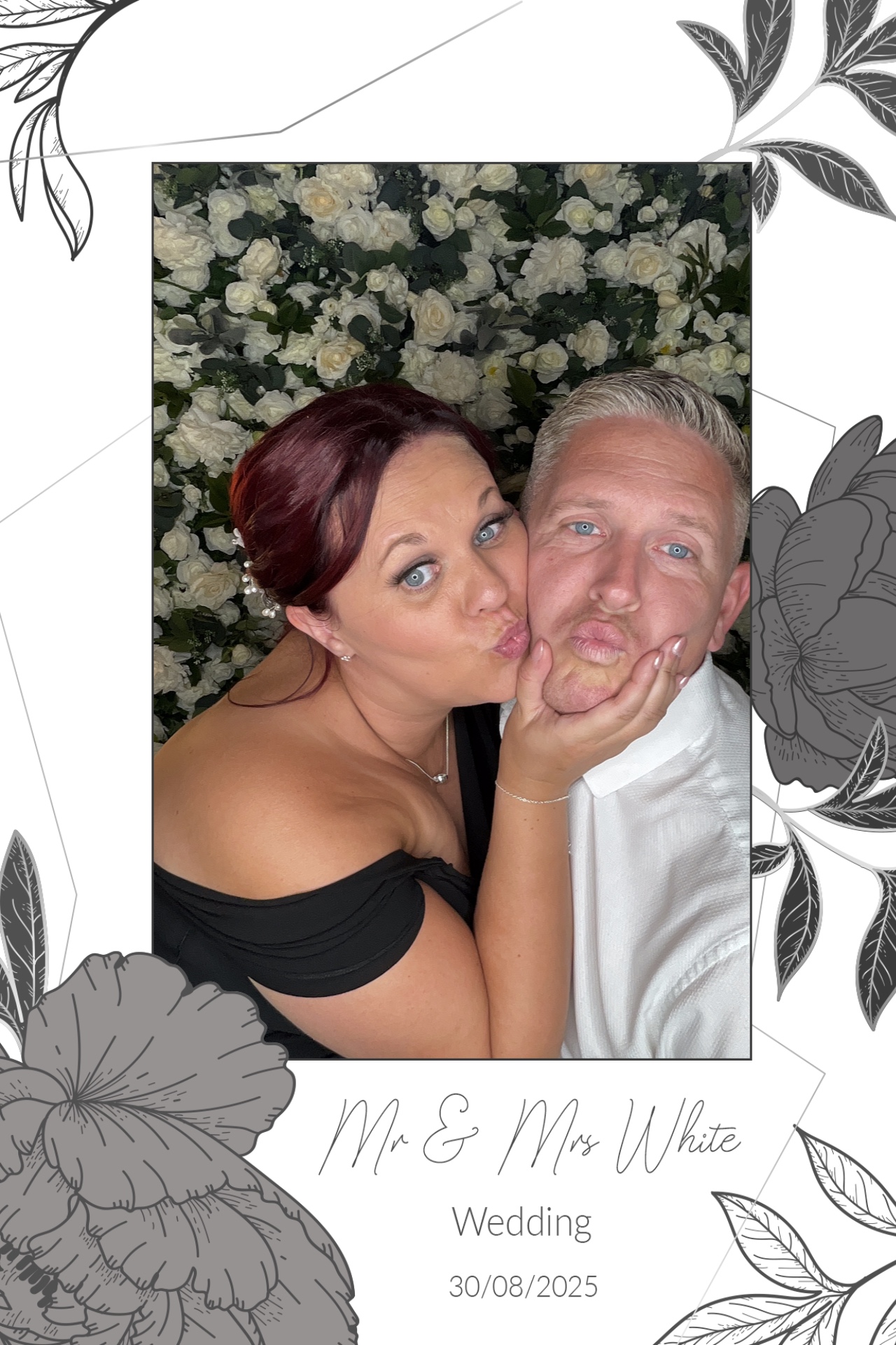 Mr & Mrs White  | View more photos from the event at gallery.magicimages.uk/u/MagicImages/Mr-Mrs-White