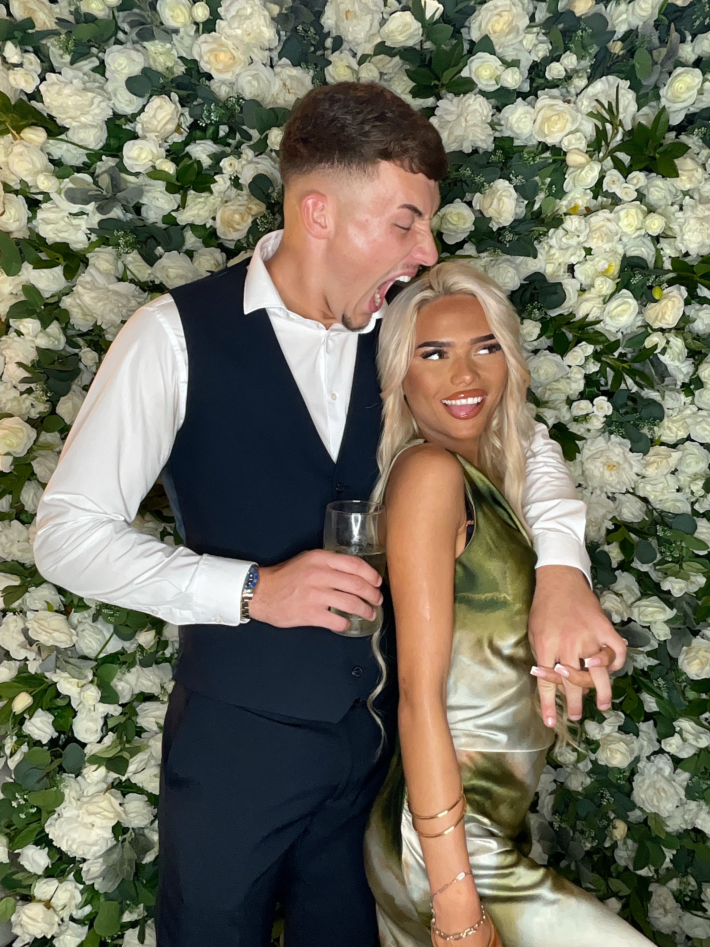 Mr & Mrs White  | View more photos from the event at gallery.magicimages.uk/u/MagicImages/Mr-Mrs-White