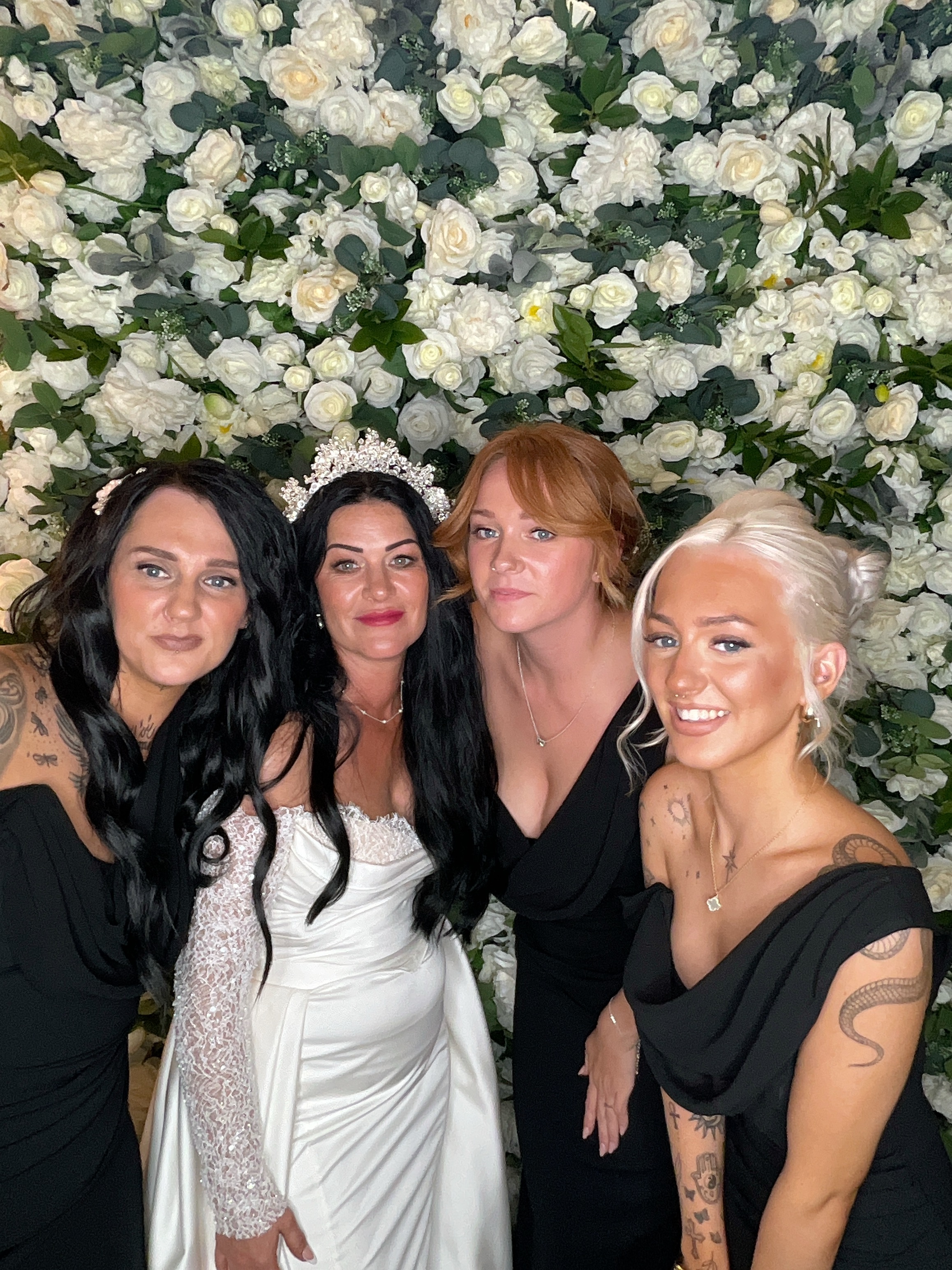 Mr & Mrs White  | View more photos from the event at gallery.magicimages.uk/u/MagicImages/Mr-Mrs-White