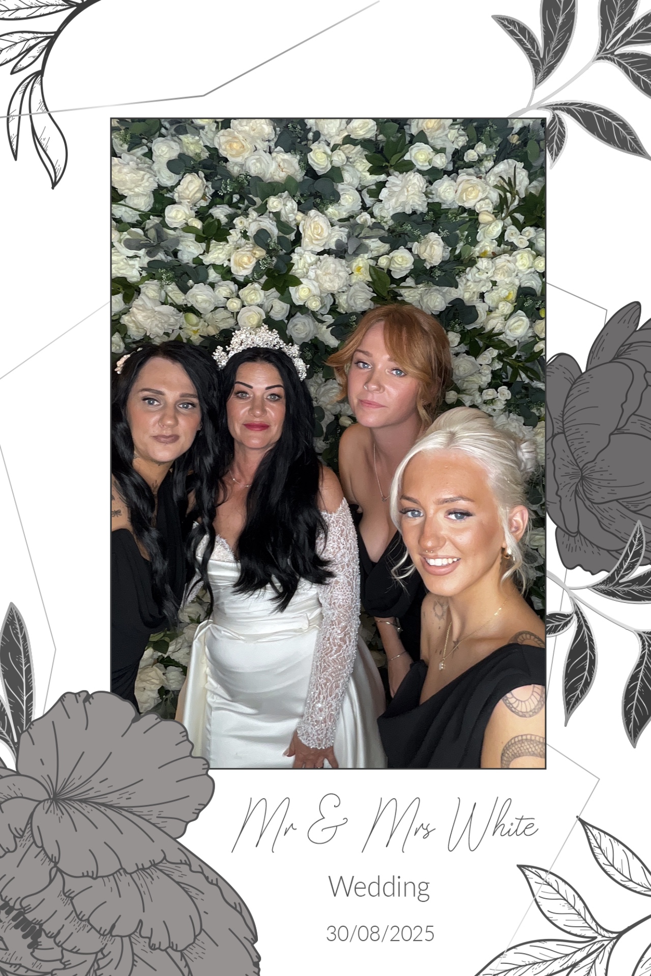 Mr & Mrs White  | View more photos from the event at gallery.magicimages.uk/u/MagicImages/Mr-Mrs-White