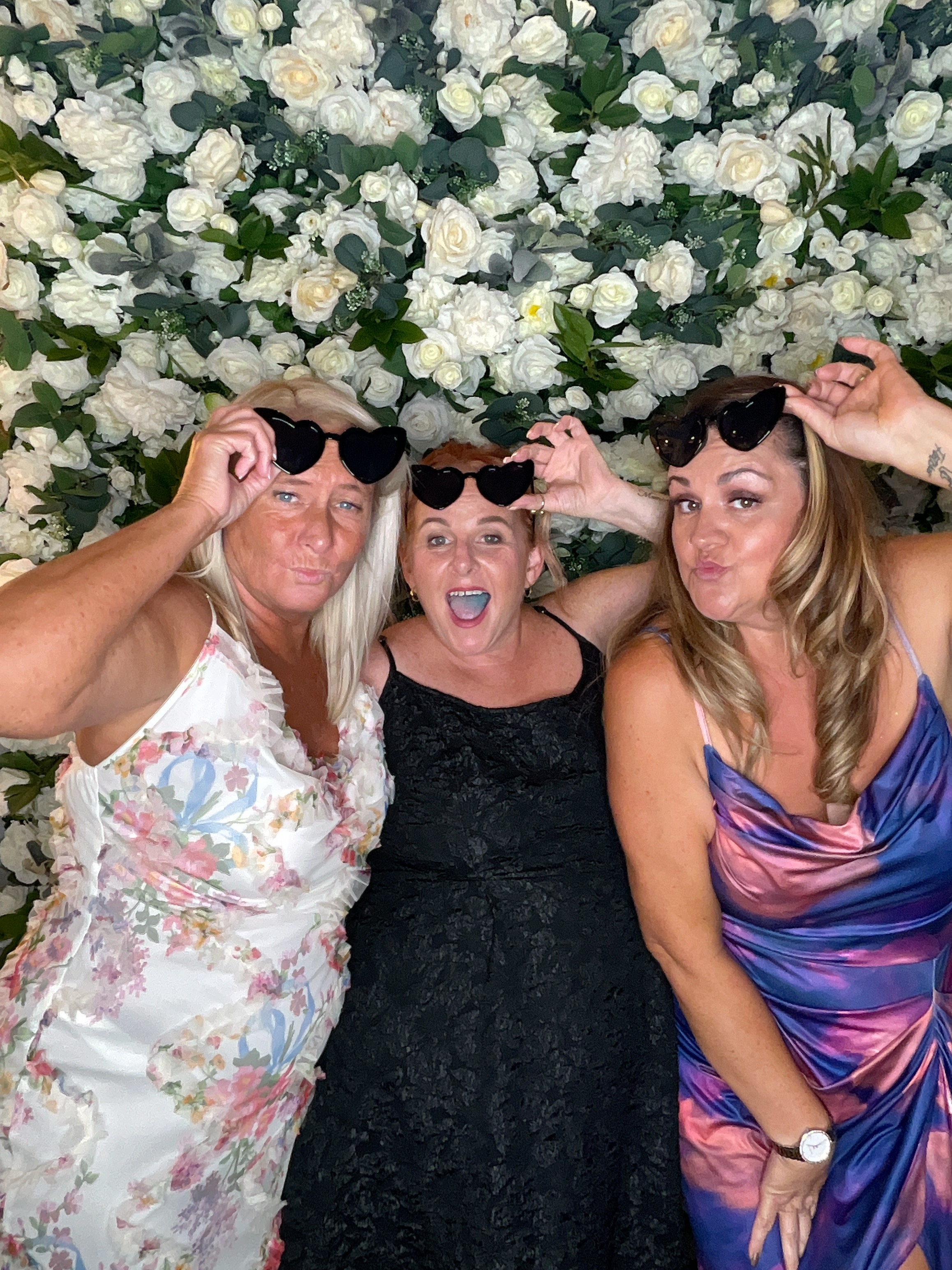 Mr & Mrs White  | View more photos from the event at gallery.magicimages.uk/u/MagicImages/Mr-Mrs-White