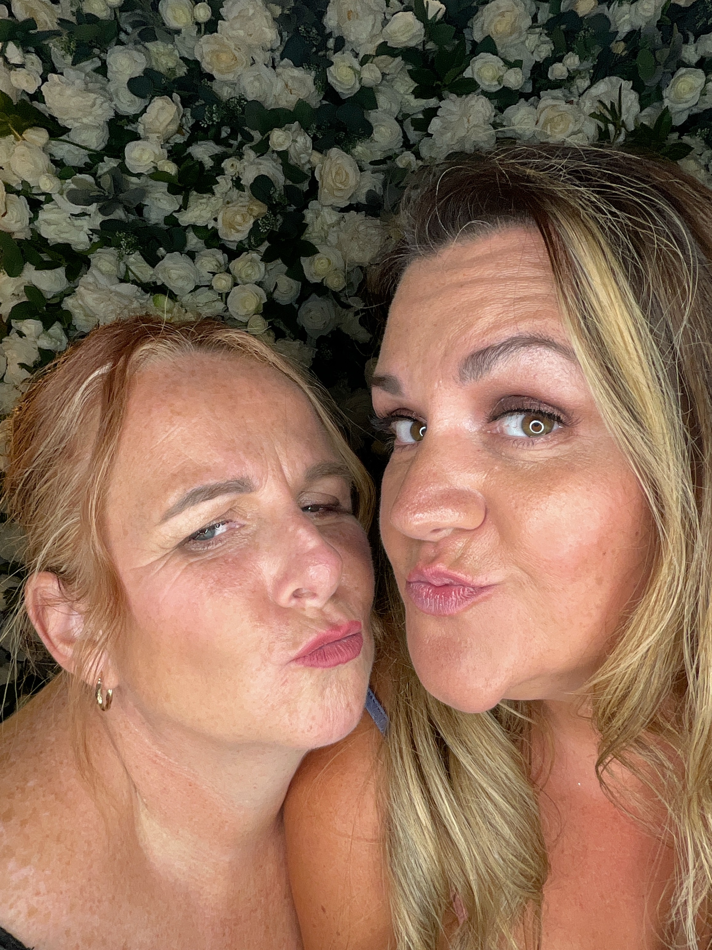 Mr & Mrs White  | View more photos from the event at gallery.magicimages.uk/u/MagicImages/Mr-Mrs-White