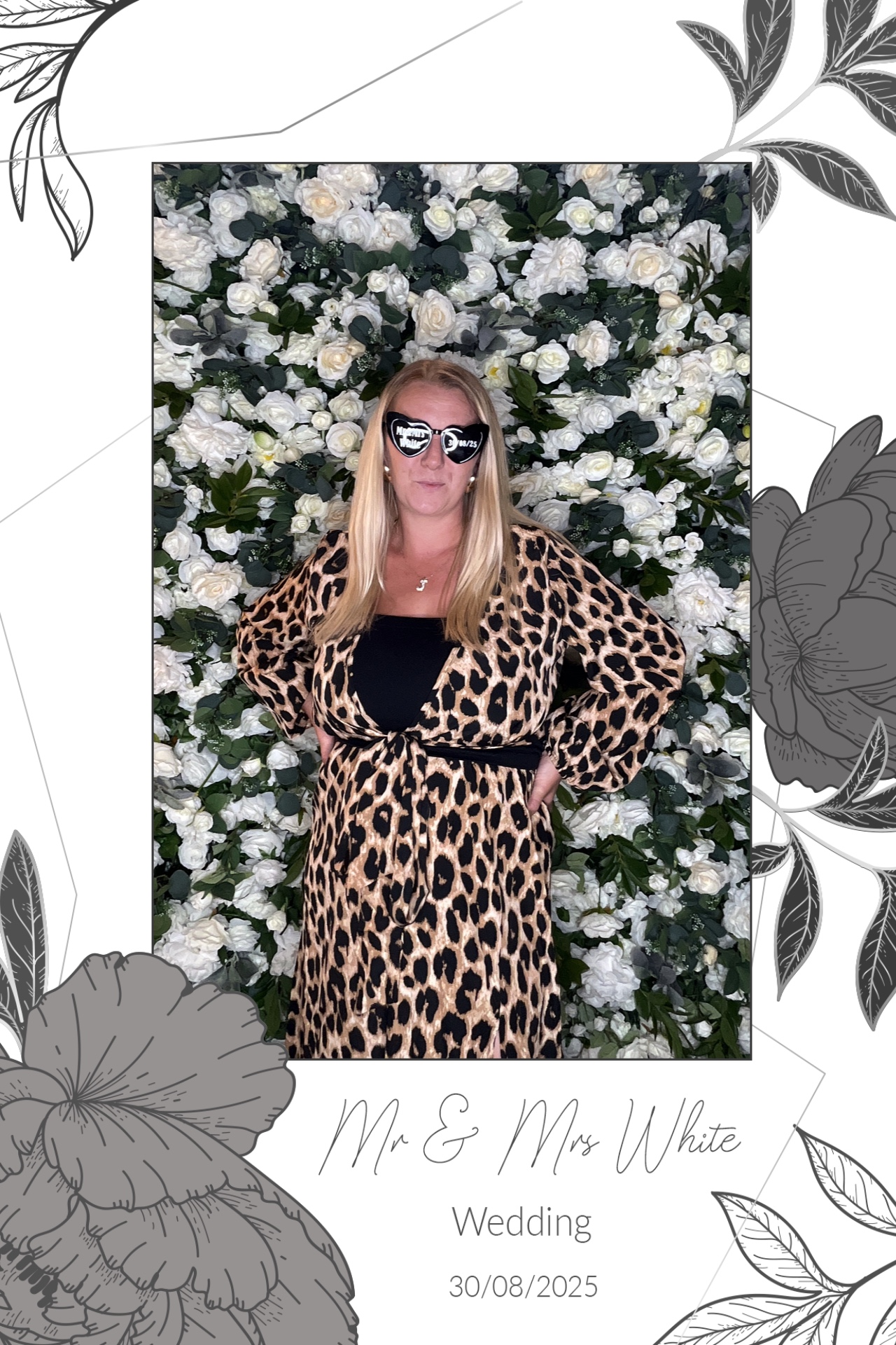 Mr & Mrs White  | View more photos from the event at gallery.magicimages.uk/u/MagicImages/Mr-Mrs-White