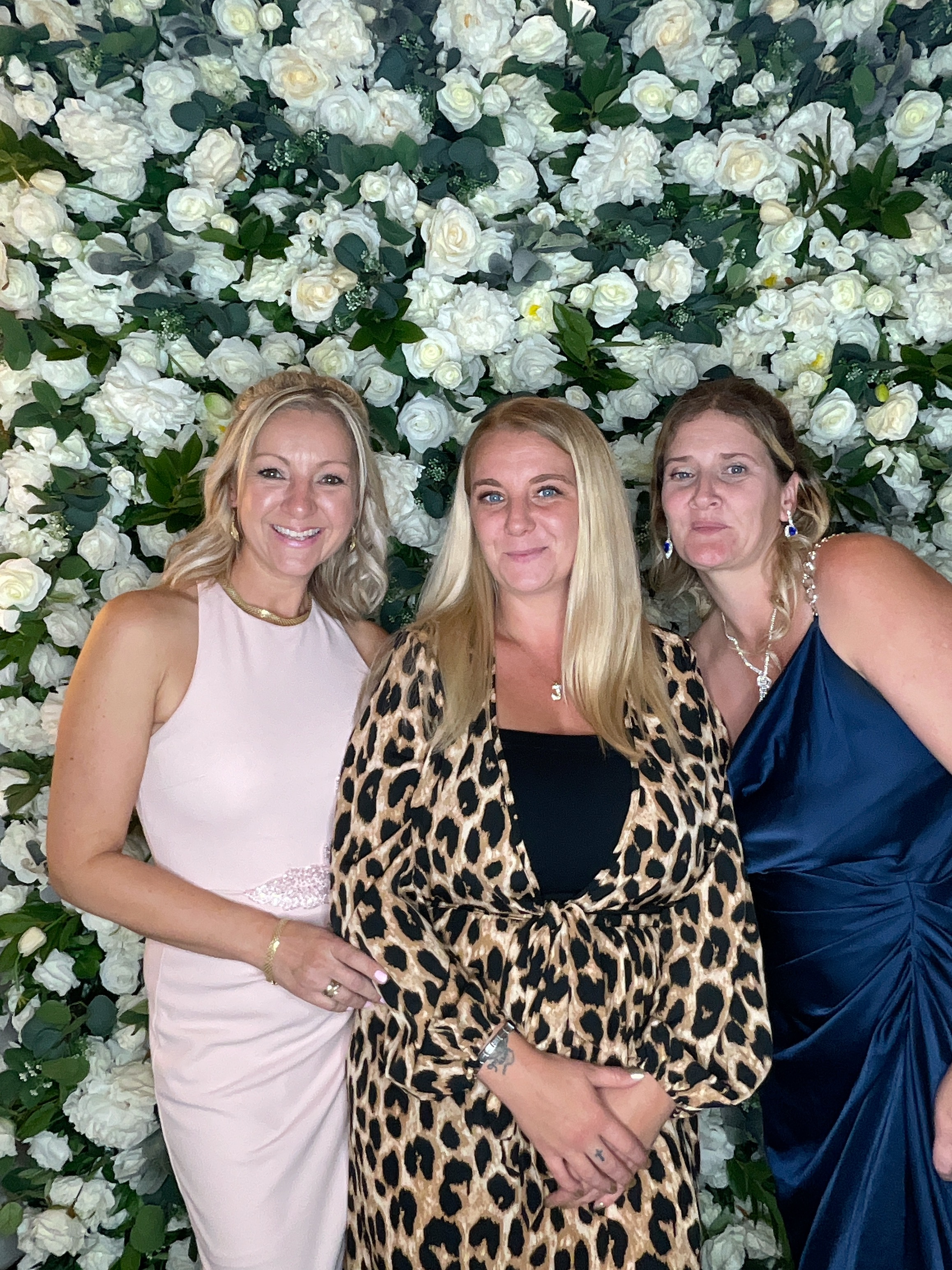 Mr & Mrs White  | View more photos from the event at gallery.magicimages.uk/u/MagicImages/Mr-Mrs-White