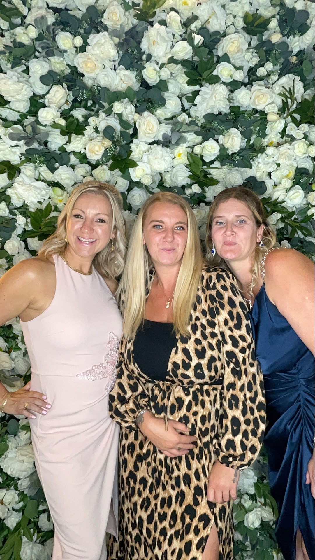 Mr & Mrs White  | View more photos from the event at gallery.magicimages.uk/u/MagicImages/Mr-Mrs-White