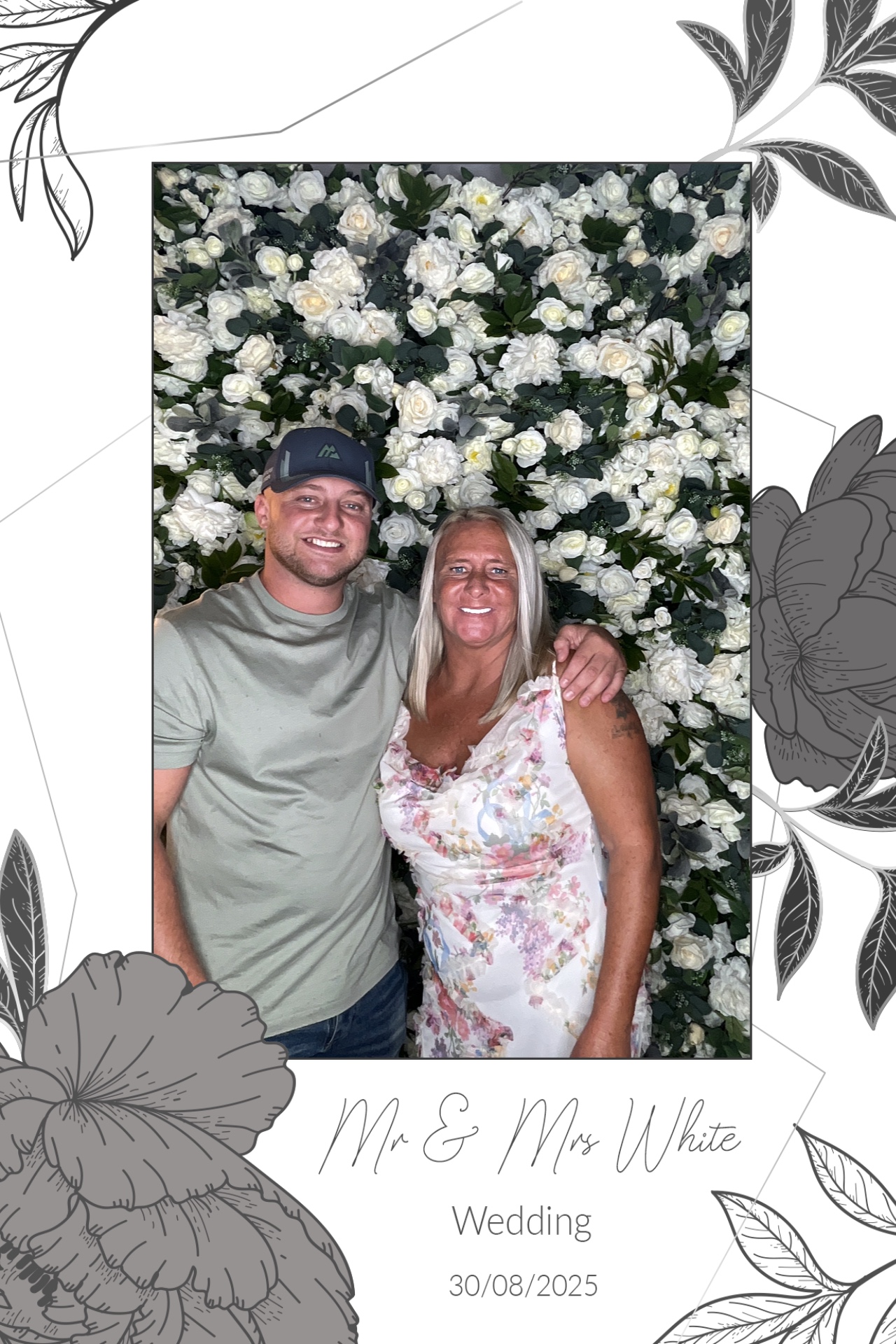 Mr & Mrs White  | View more photos from the event at gallery.magicimages.uk/u/MagicImages/Mr-Mrs-White