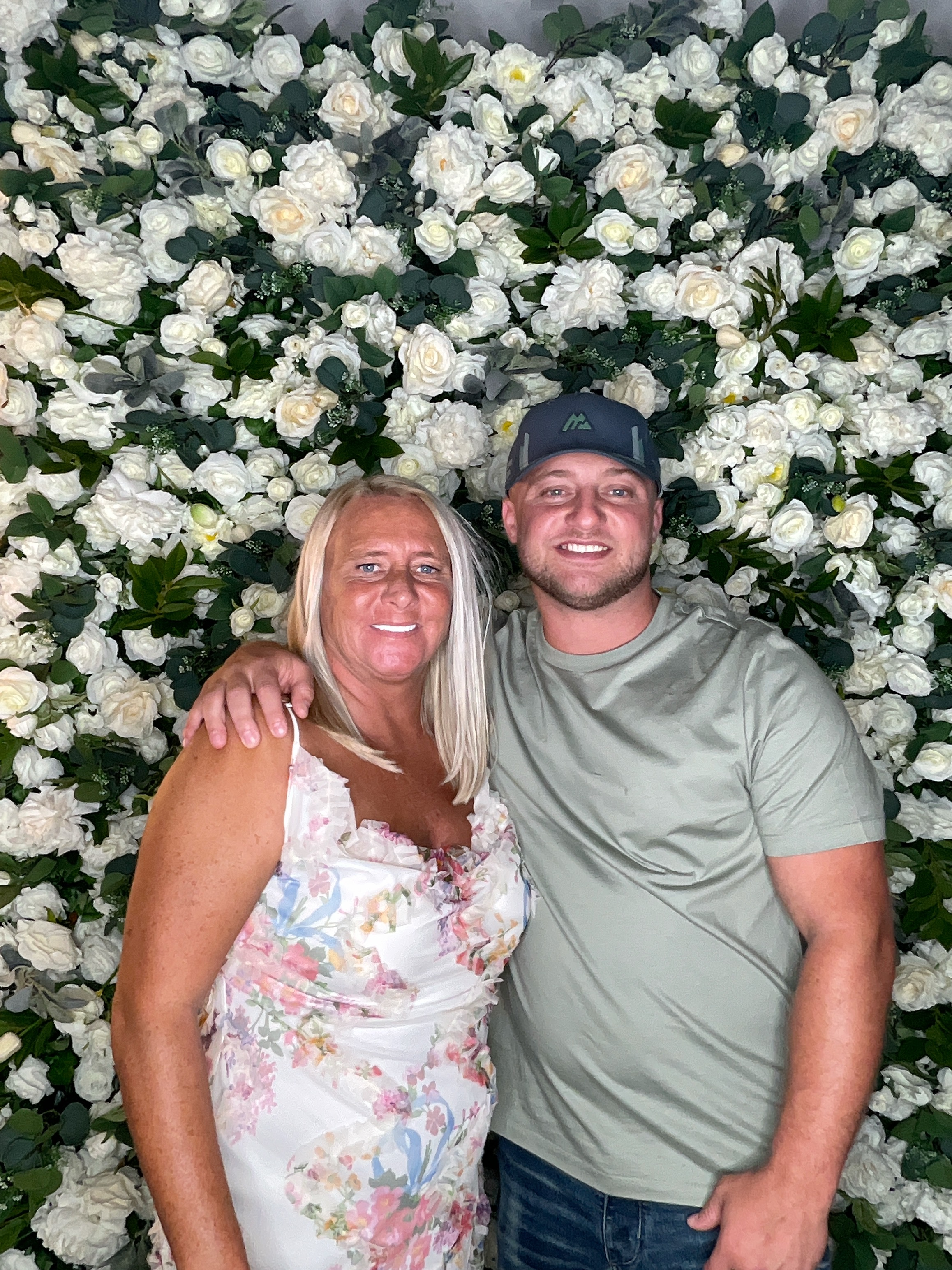 Mr & Mrs White  | View more photos from the event at gallery.magicimages.uk/u/MagicImages/Mr-Mrs-White