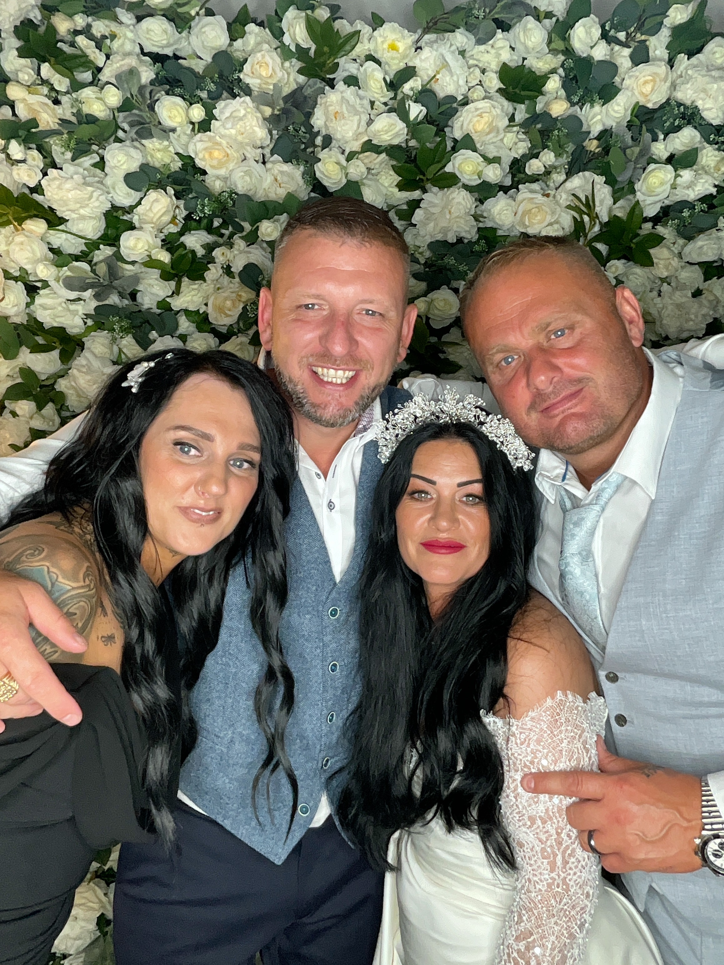 Mr & Mrs White  | View more photos from the event at gallery.magicimages.uk/u/MagicImages/Mr-Mrs-White