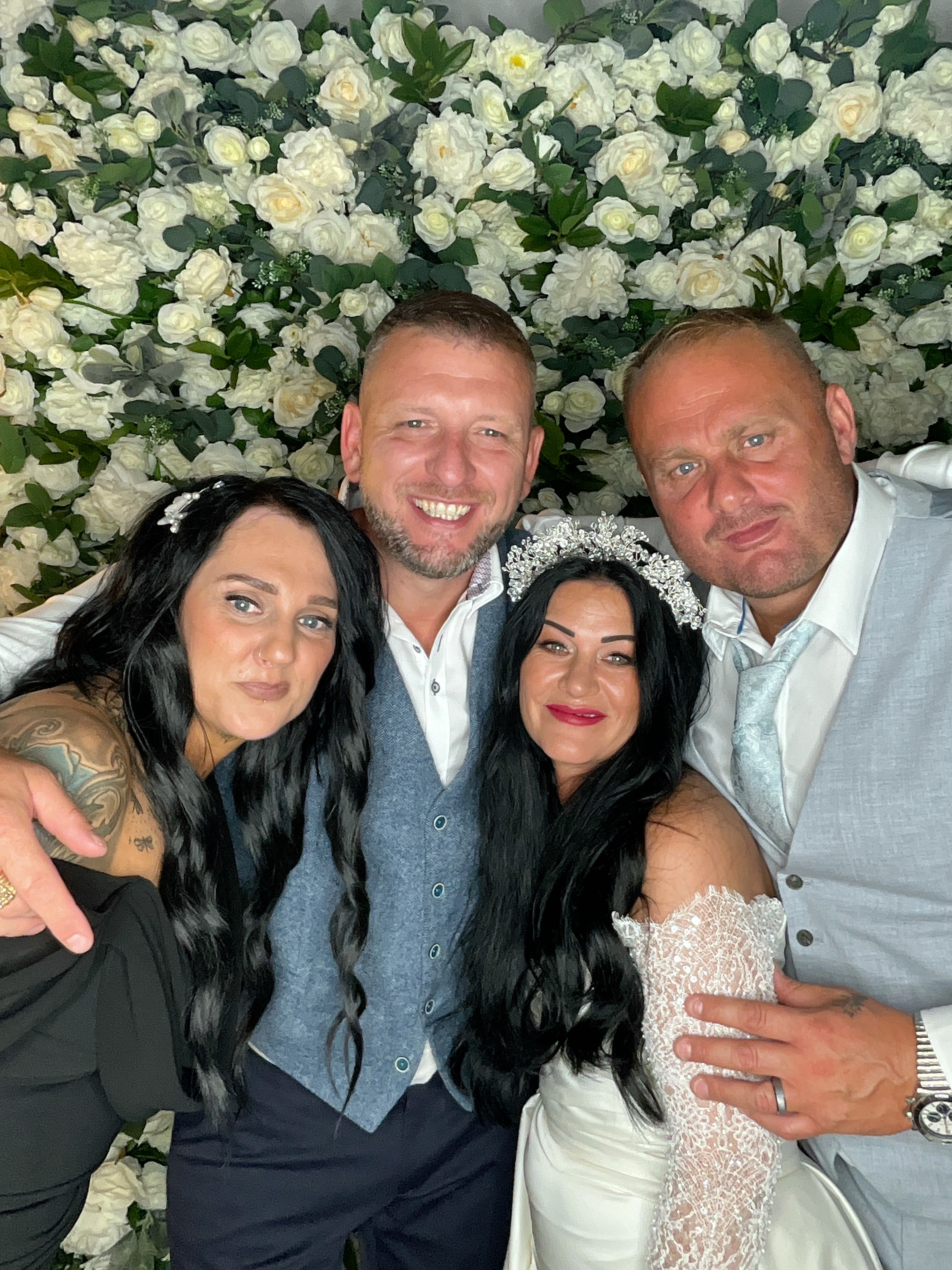 Mr & Mrs White  | View more photos from the event at gallery.magicimages.uk/u/MagicImages/Mr-Mrs-White