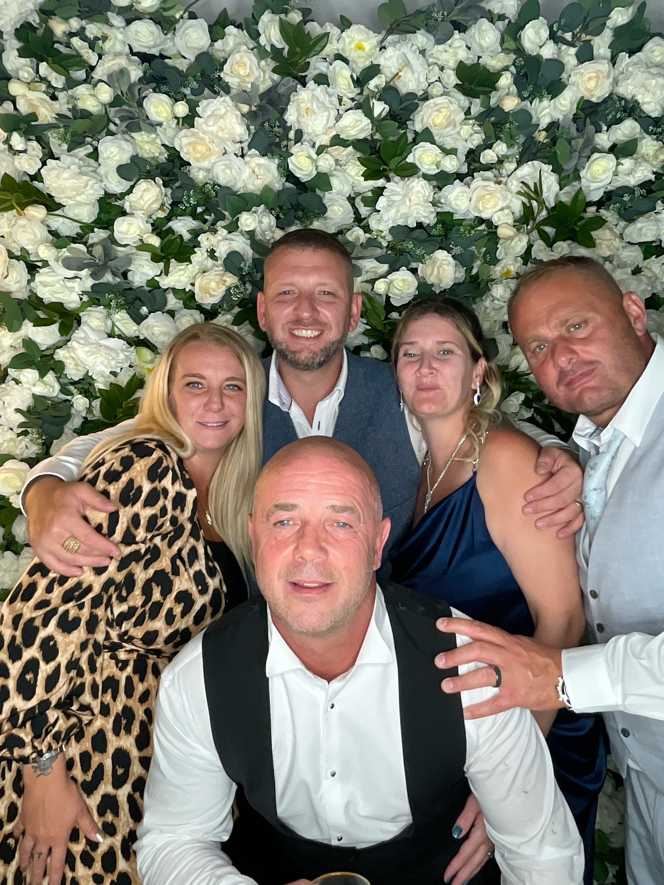 Mr & Mrs White  | View more photos from the event at gallery.magicimages.uk/u/MagicImages/Mr-Mrs-White