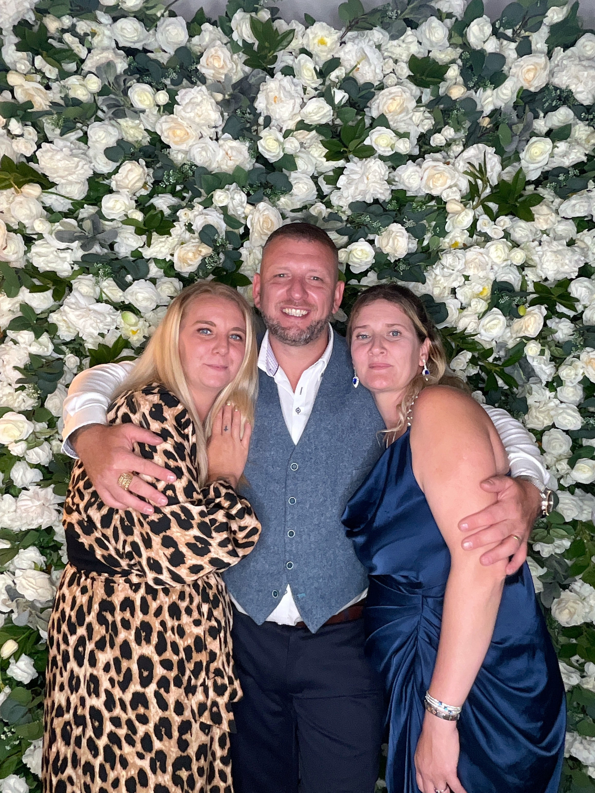 Mr & Mrs White  | View more photos from the event at gallery.magicimages.uk/u/MagicImages/Mr-Mrs-White