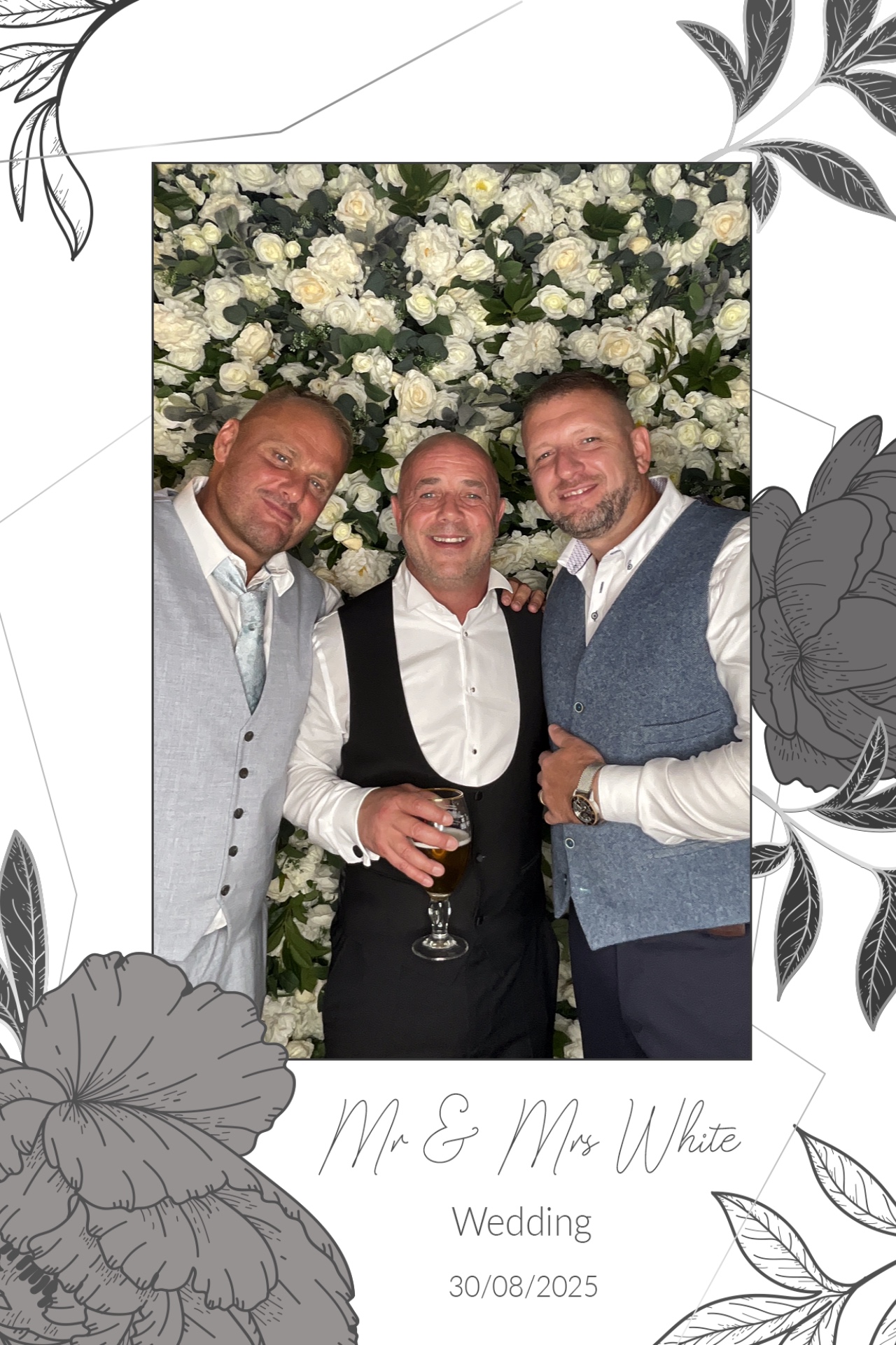 Mr & Mrs White  | View more photos from the event at gallery.magicimages.uk/u/MagicImages/Mr-Mrs-White