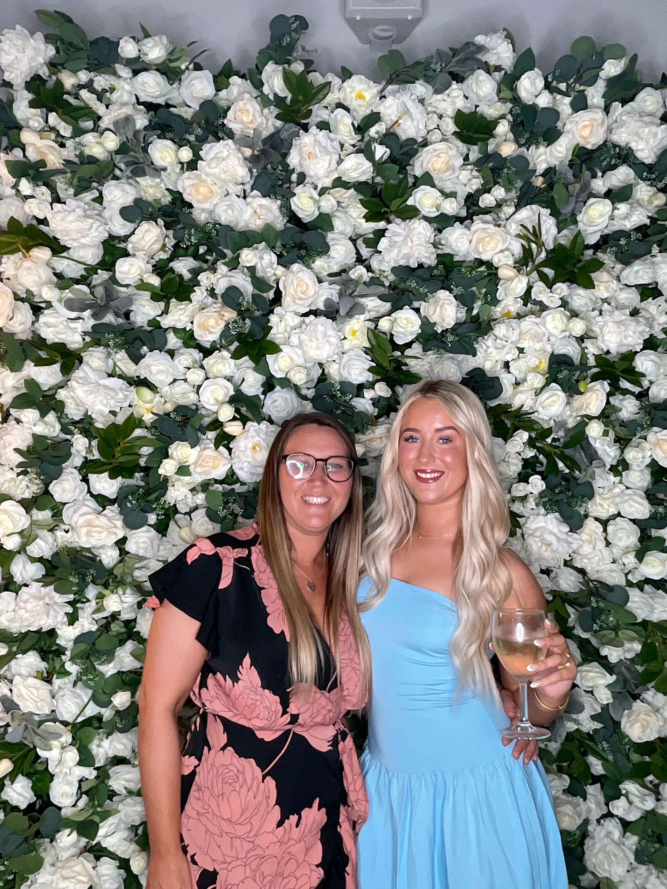 Mr & Mrs White  | View more photos from the event at gallery.magicimages.uk/u/MagicImages/Mr-Mrs-White