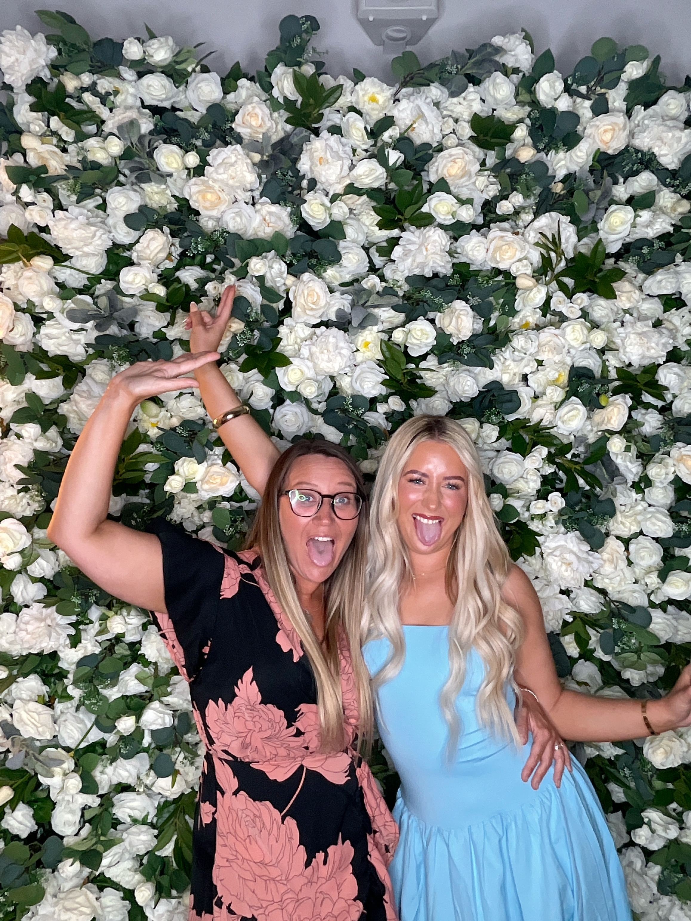 Mr & Mrs White  | View more photos from the event at gallery.magicimages.uk/u/MagicImages/Mr-Mrs-White