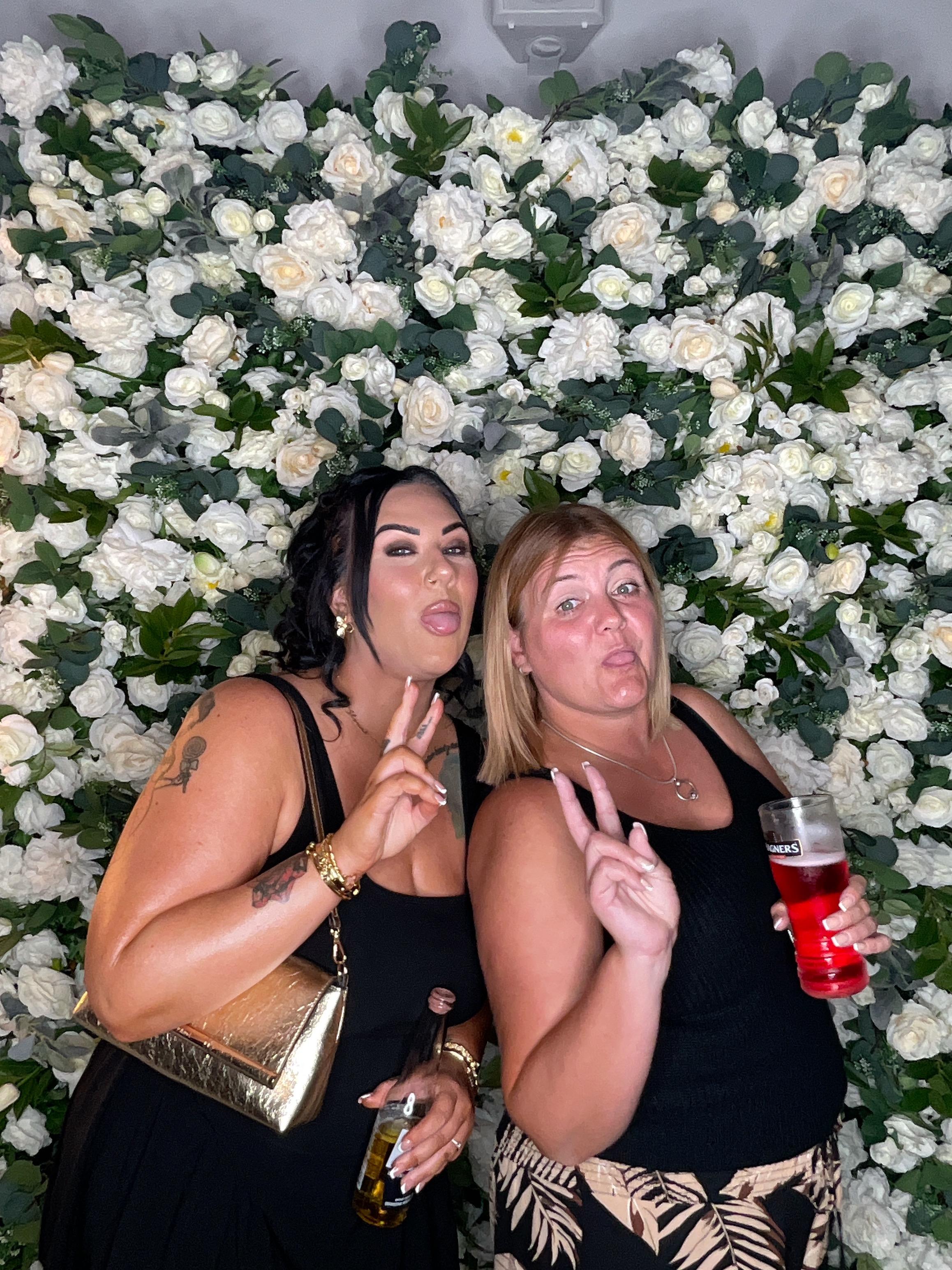 Mr & Mrs White  | View more photos from the event at gallery.magicimages.uk/u/MagicImages/Mr-Mrs-White