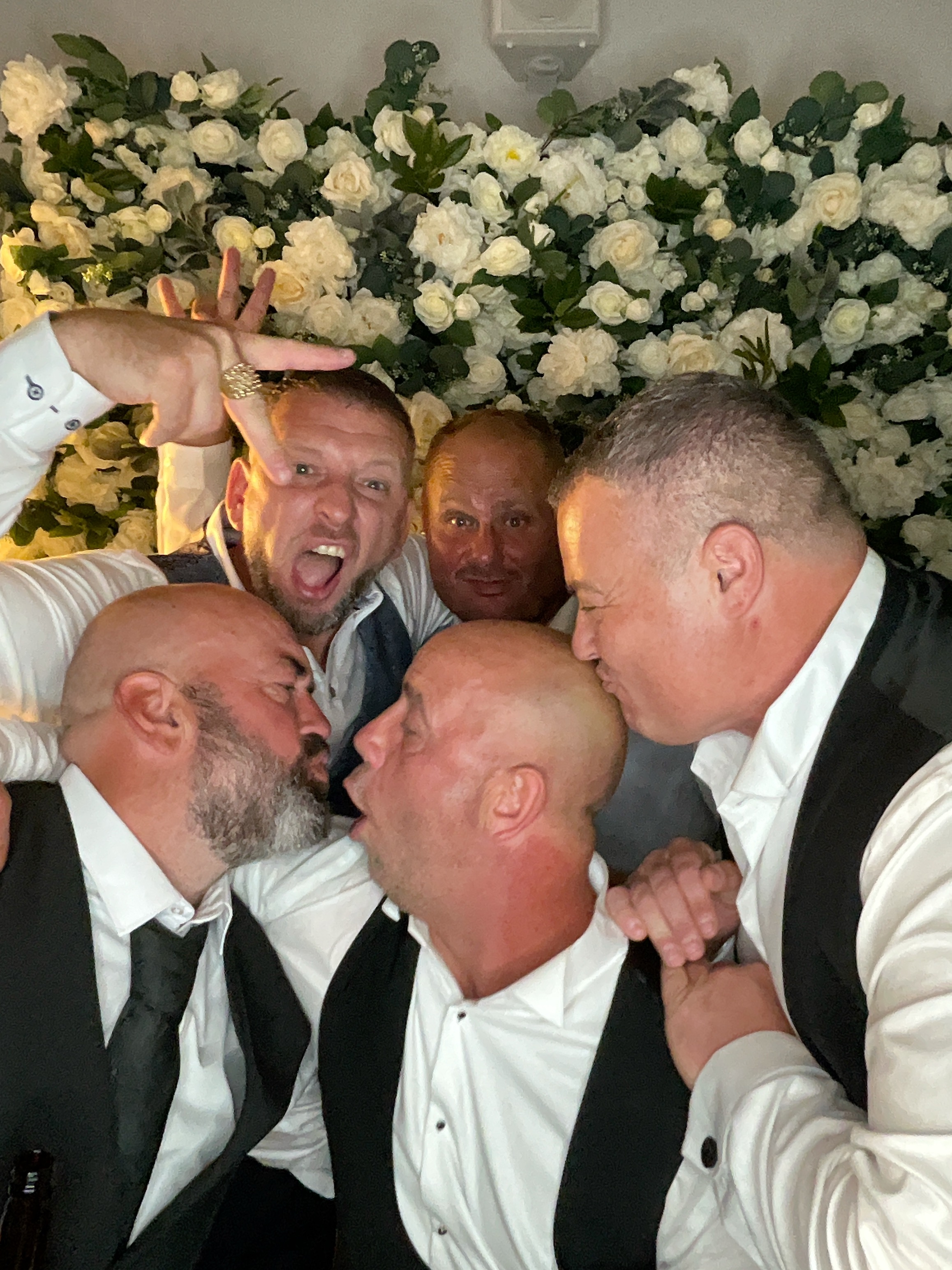 Mr & Mrs White  | View more photos from the event at gallery.magicimages.uk/u/MagicImages/Mr-Mrs-White