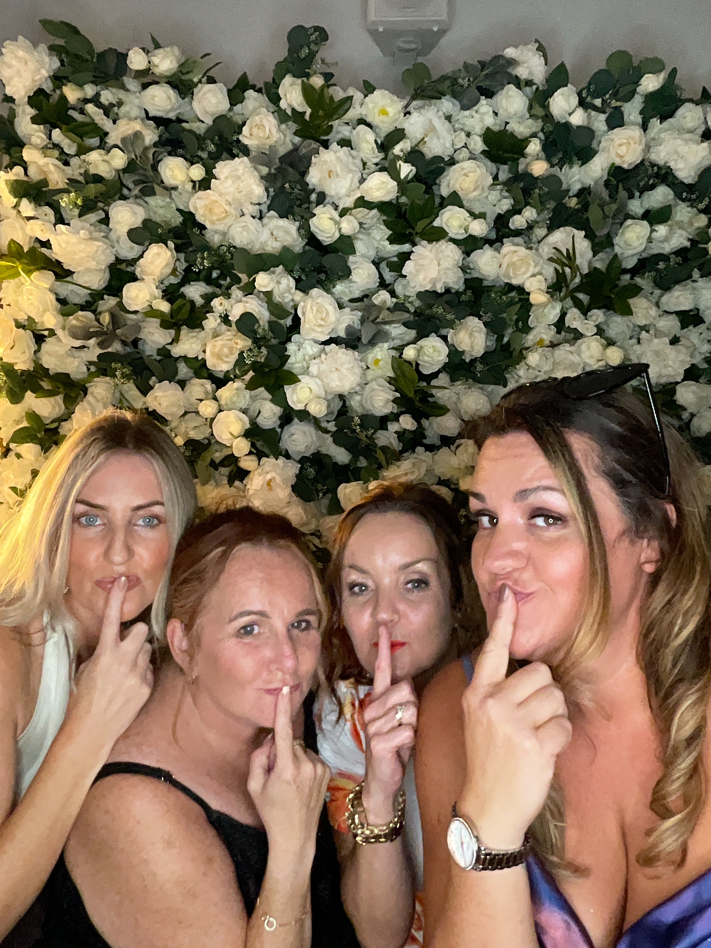 Mr & Mrs White  | View more photos from the event at gallery.magicimages.uk/u/MagicImages/Mr-Mrs-White