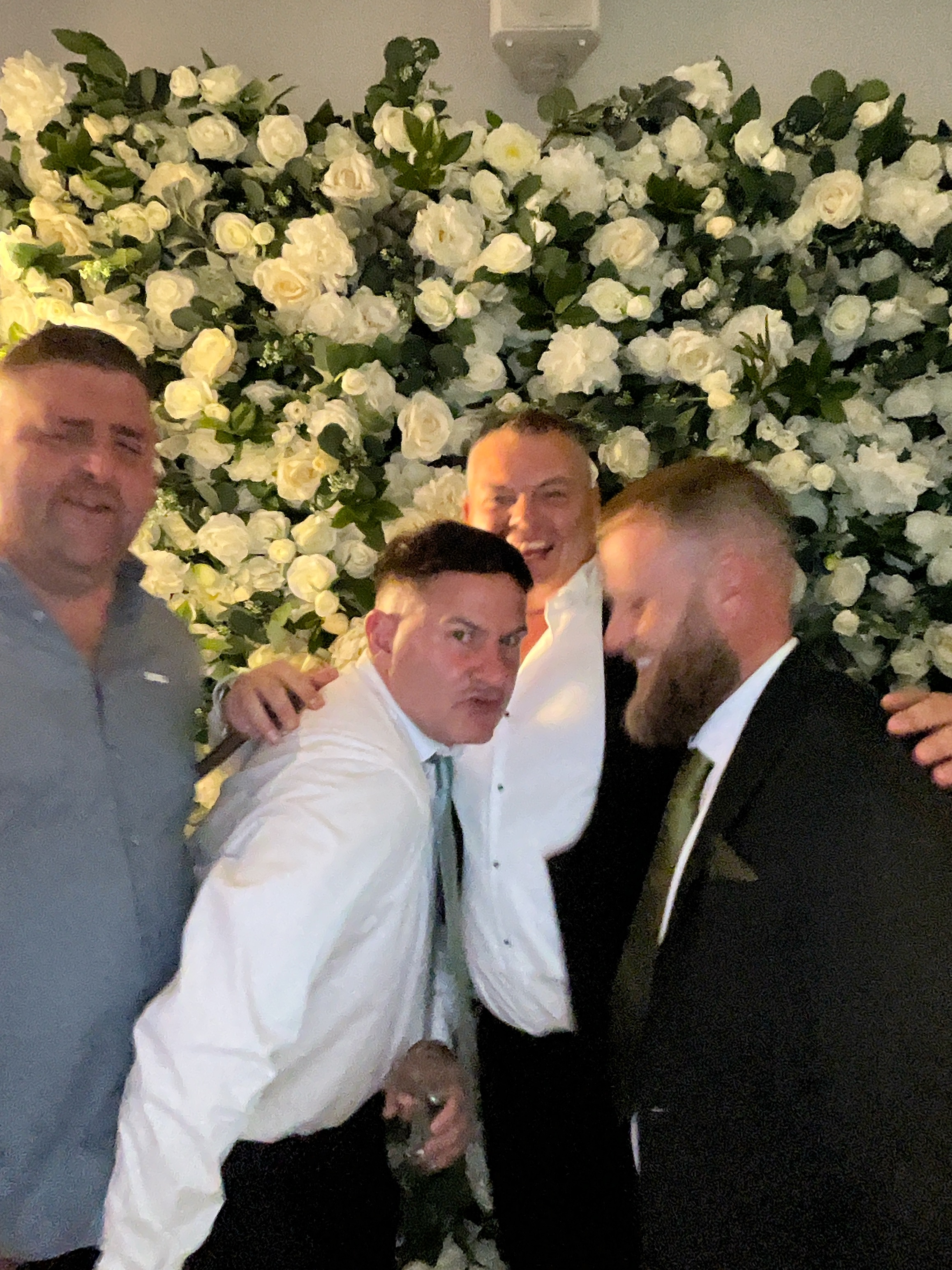 Mr & Mrs White  | View more photos from the event at gallery.magicimages.uk/u/MagicImages/Mr-Mrs-White