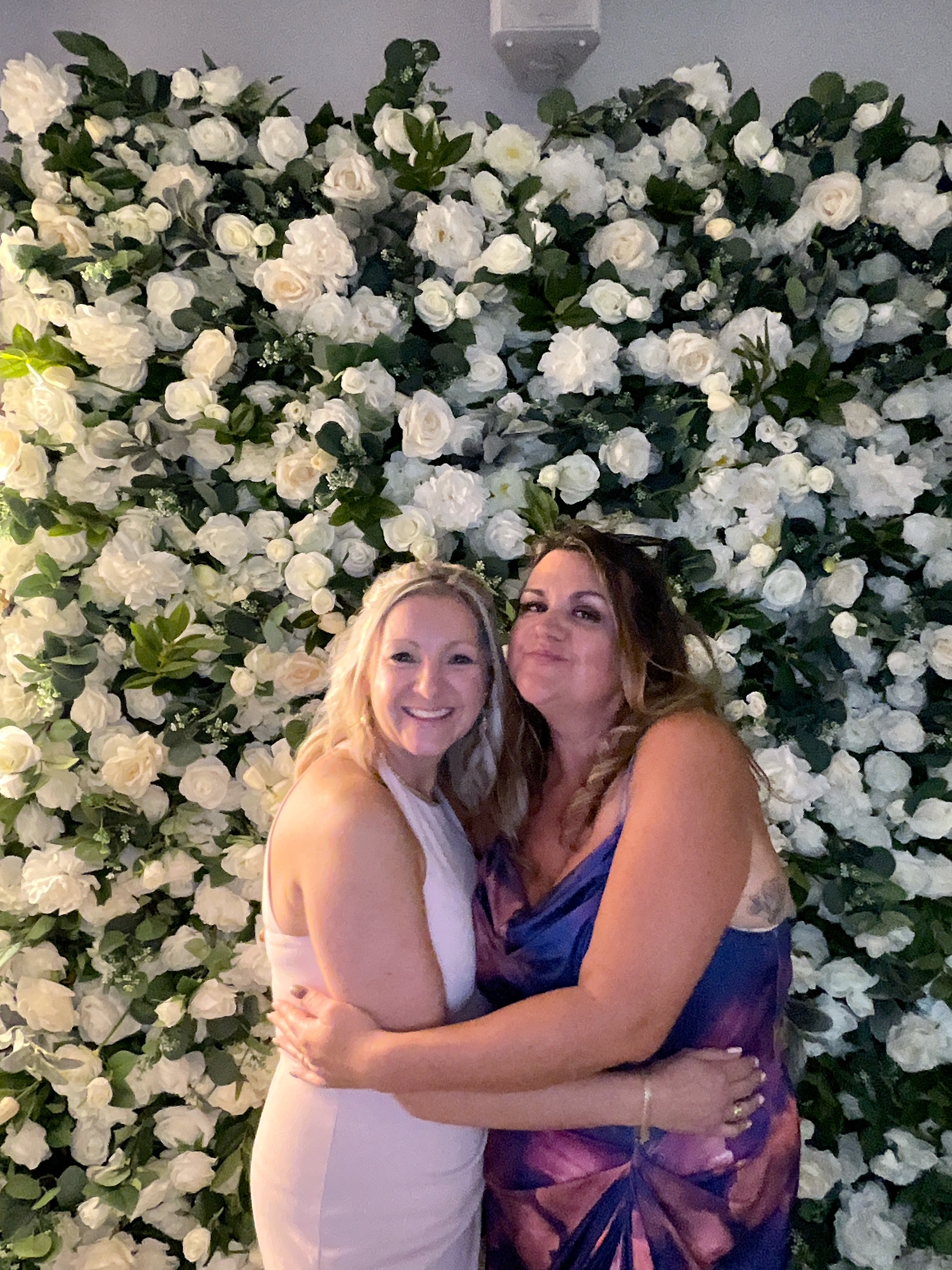 Mr & Mrs White  | View more photos from the event at gallery.magicimages.uk/u/MagicImages/Mr-Mrs-White