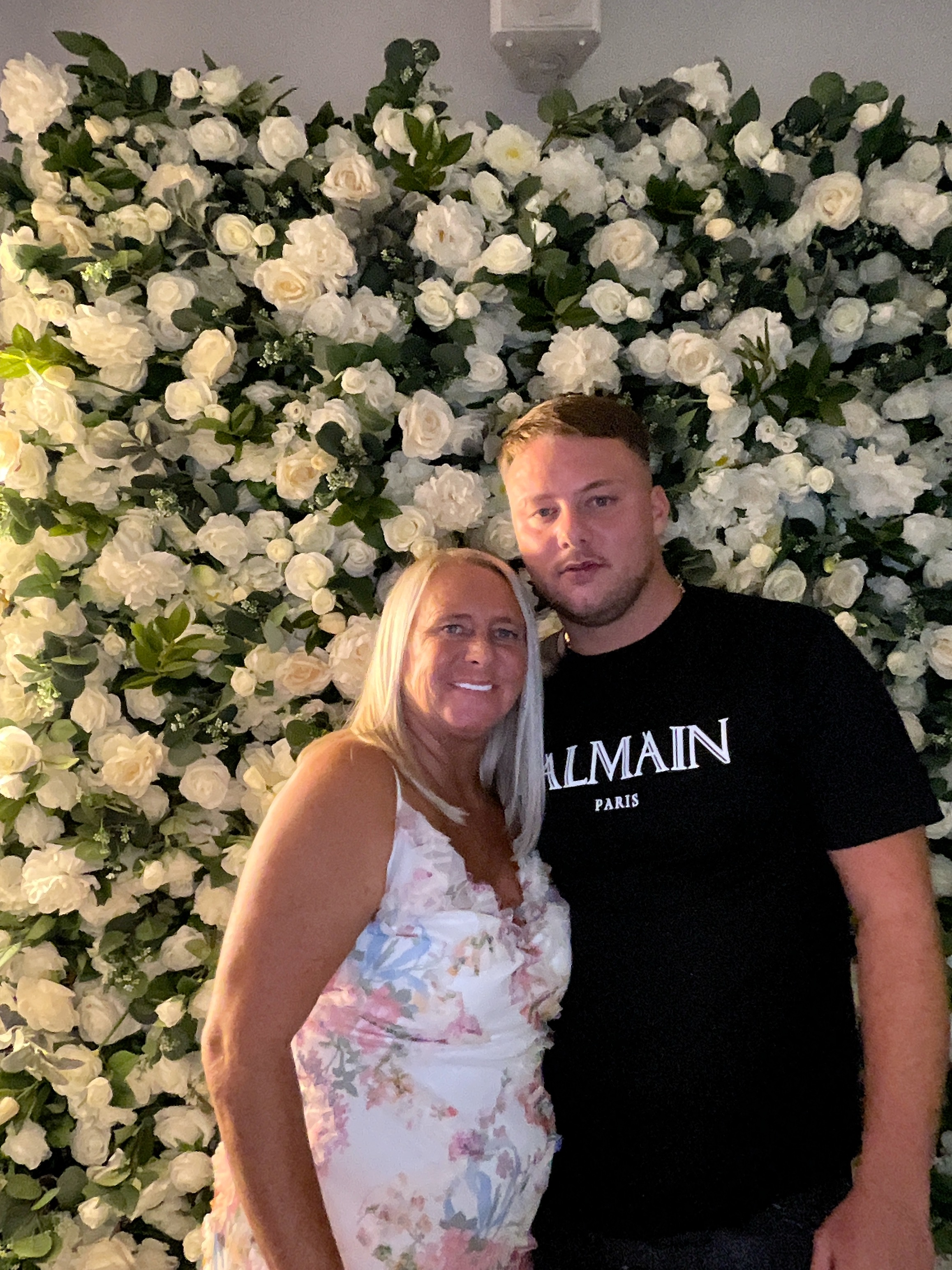 Mr & Mrs White  | View more photos from the event at gallery.magicimages.uk/u/MagicImages/Mr-Mrs-White