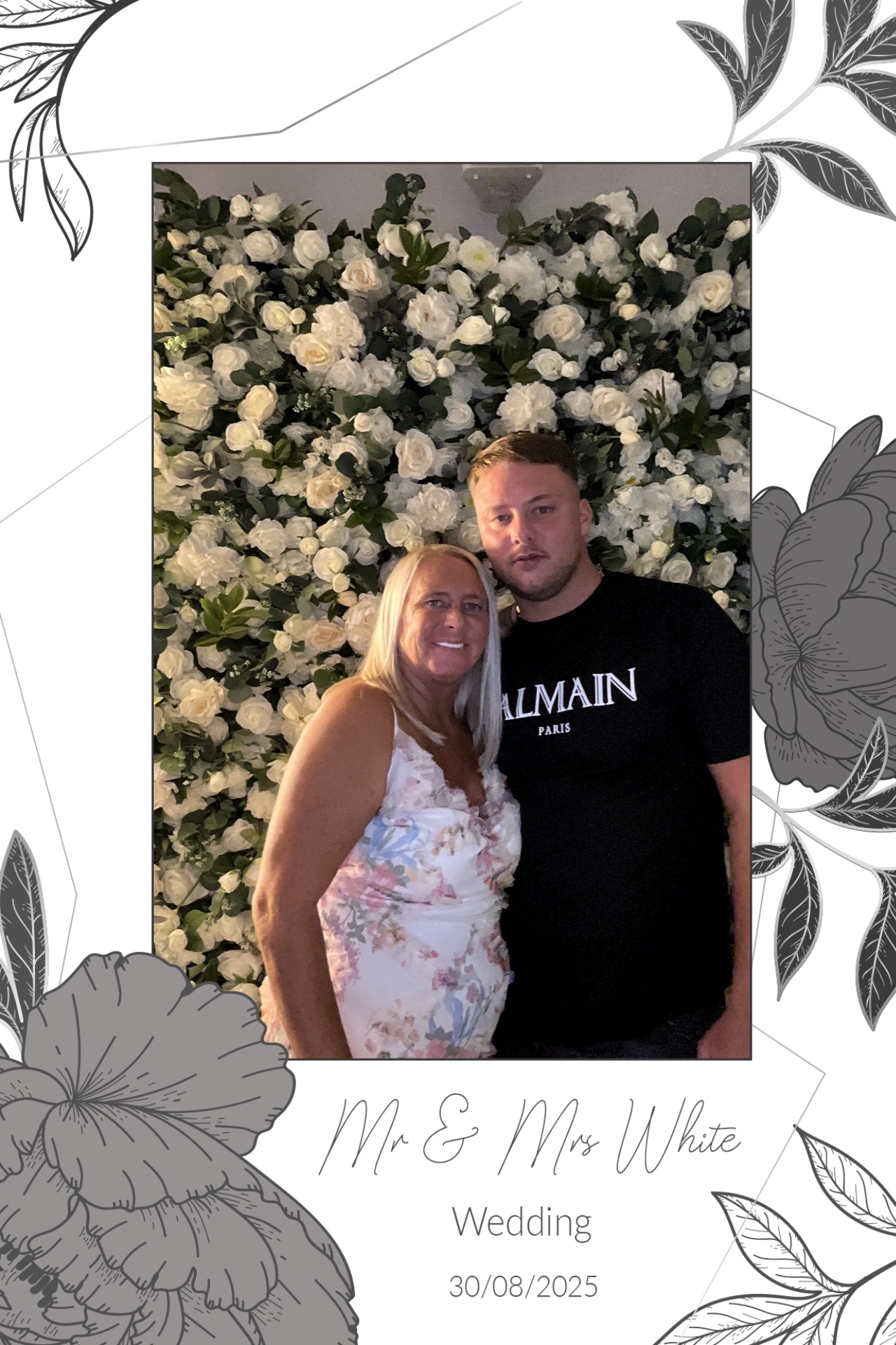 Mr & Mrs White  | View more photos from the event at gallery.magicimages.uk/u/MagicImages/Mr-Mrs-White