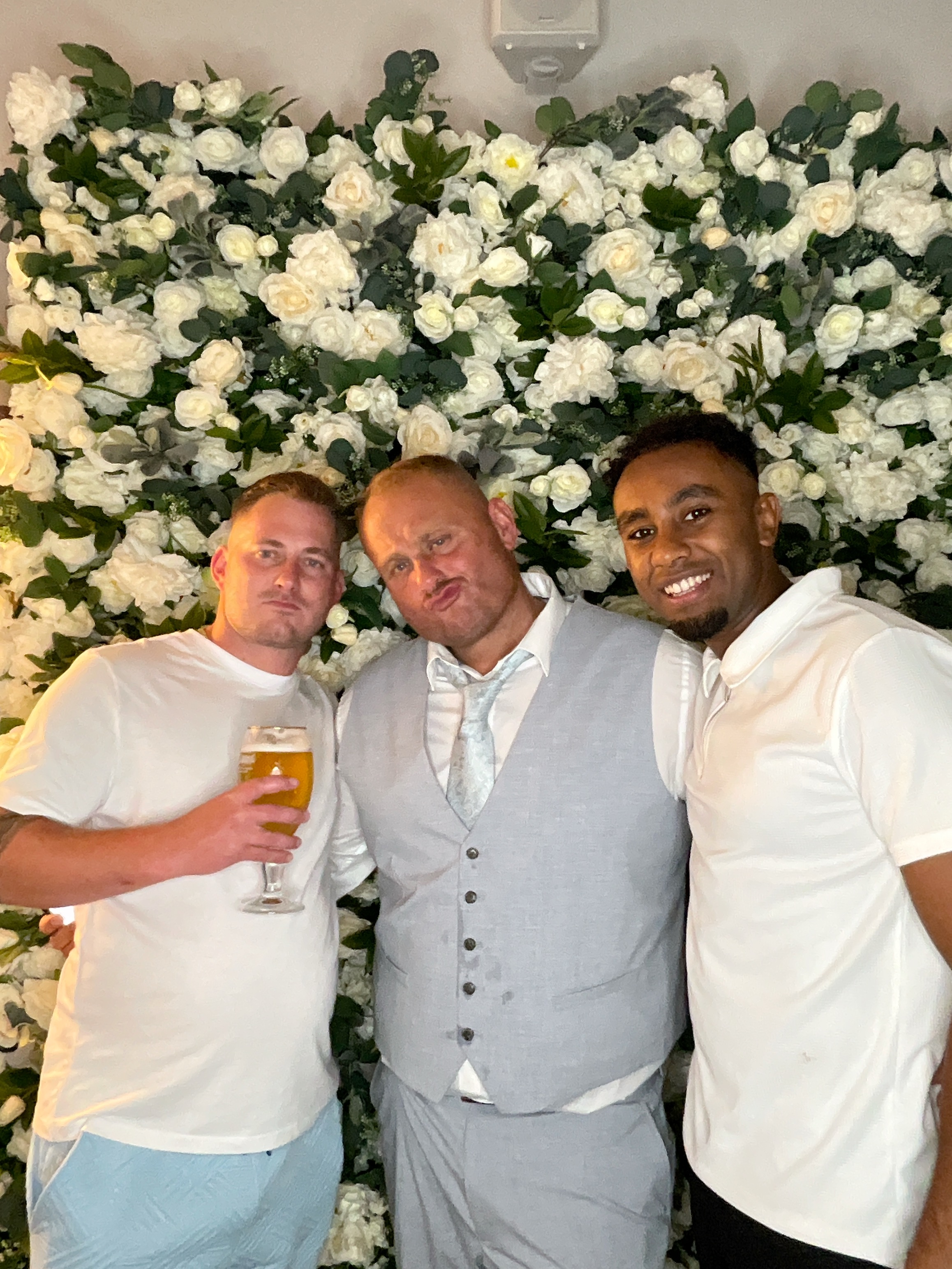 Mr & Mrs White  | View more photos from the event at gallery.magicimages.uk/u/MagicImages/Mr-Mrs-White