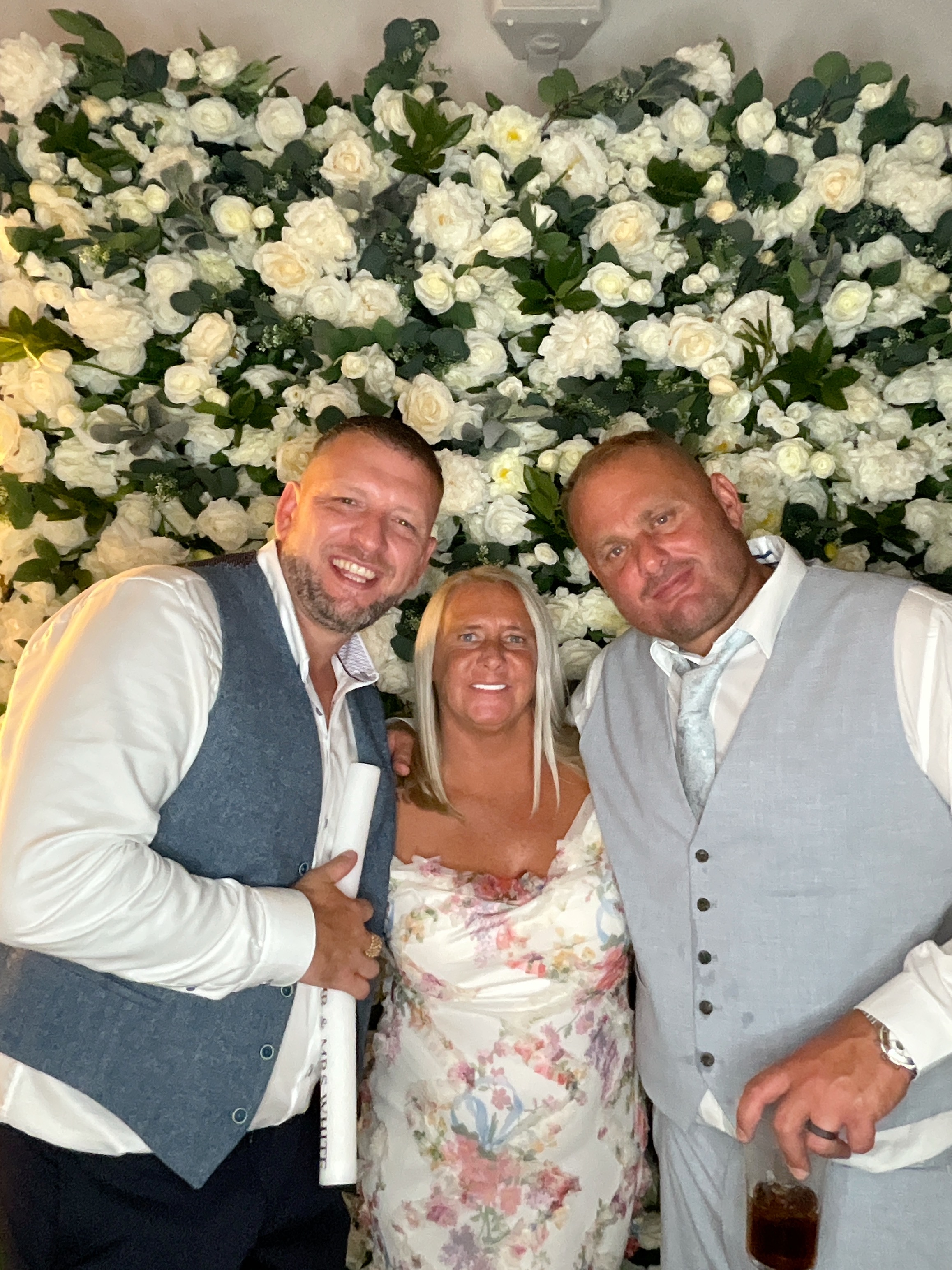 Mr & Mrs White  | View more photos from the event at gallery.magicimages.uk/u/MagicImages/Mr-Mrs-White