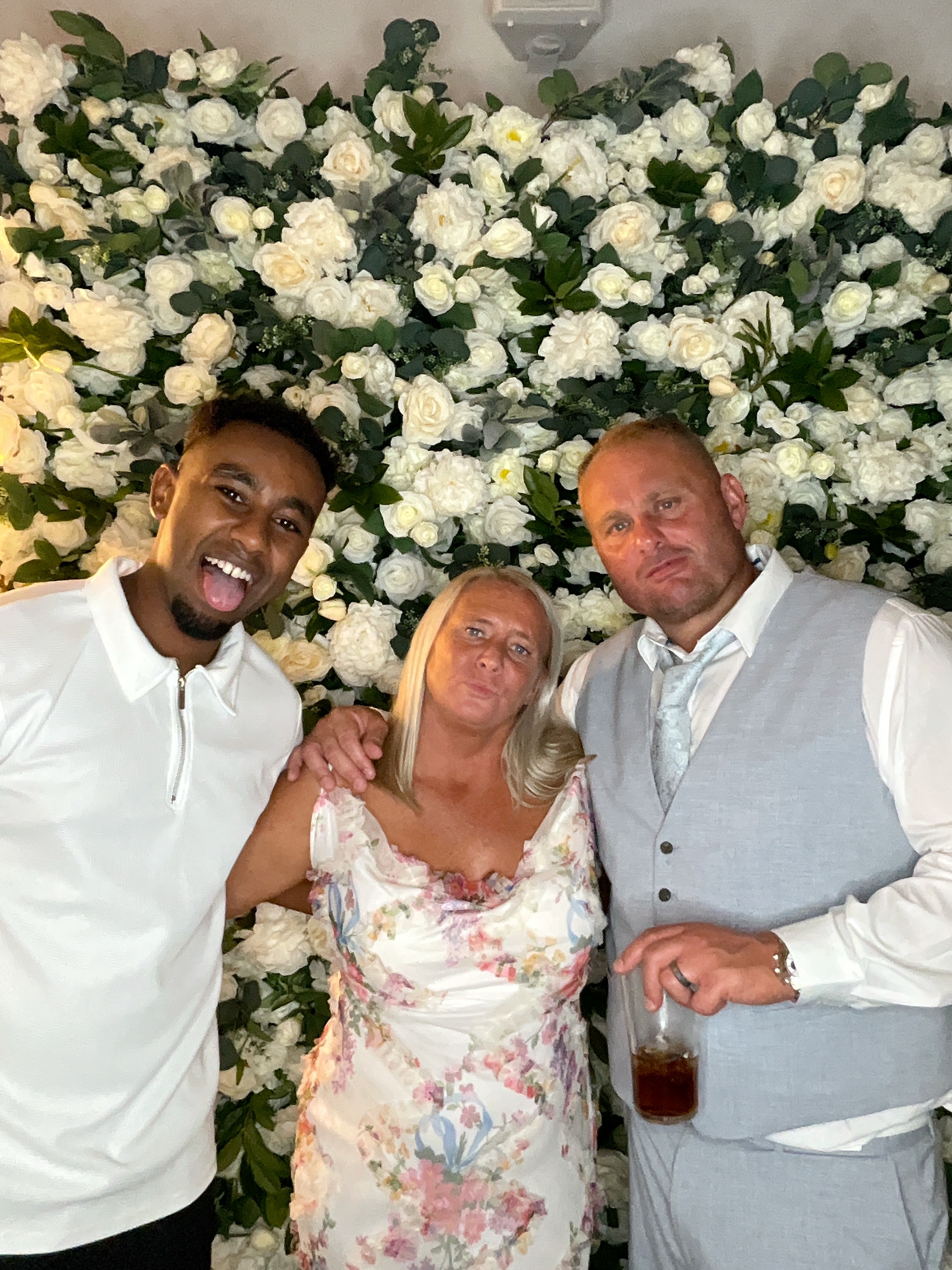 Mr & Mrs White  | View more photos from the event at gallery.magicimages.uk/u/MagicImages/Mr-Mrs-White